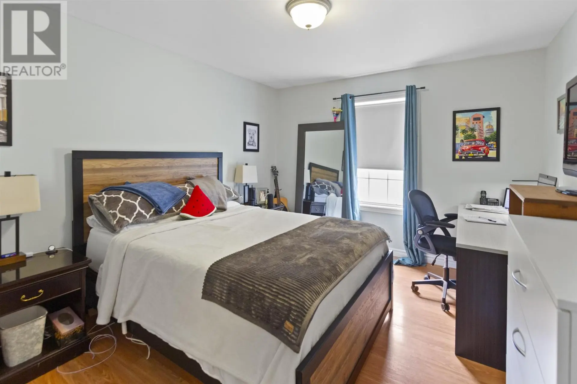 #8 17 Heatherway Drive - Image 12