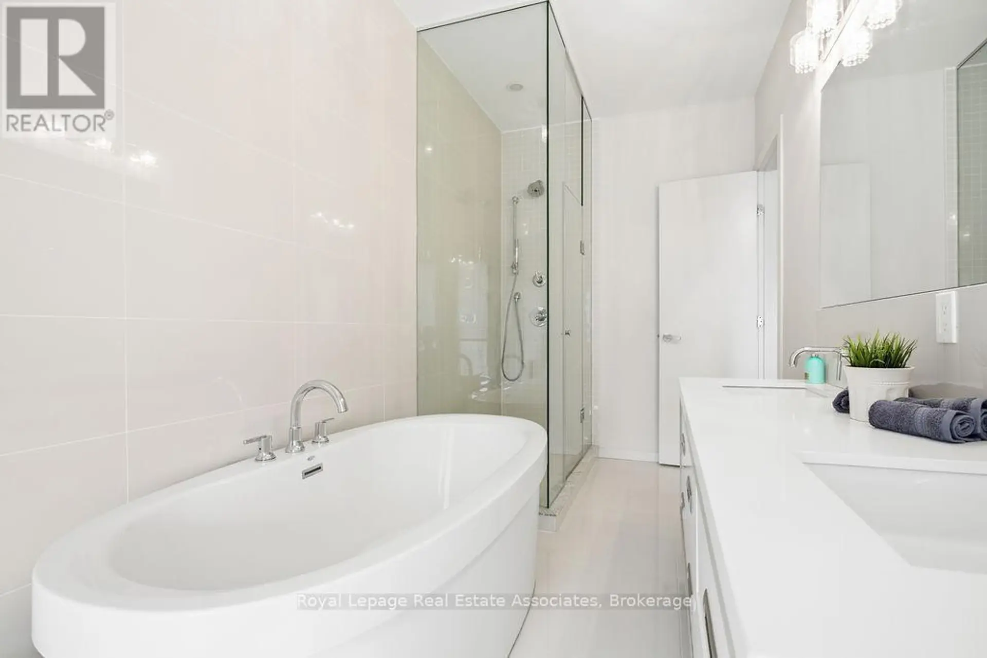 228 VELLWOOD COMMON - Image 10