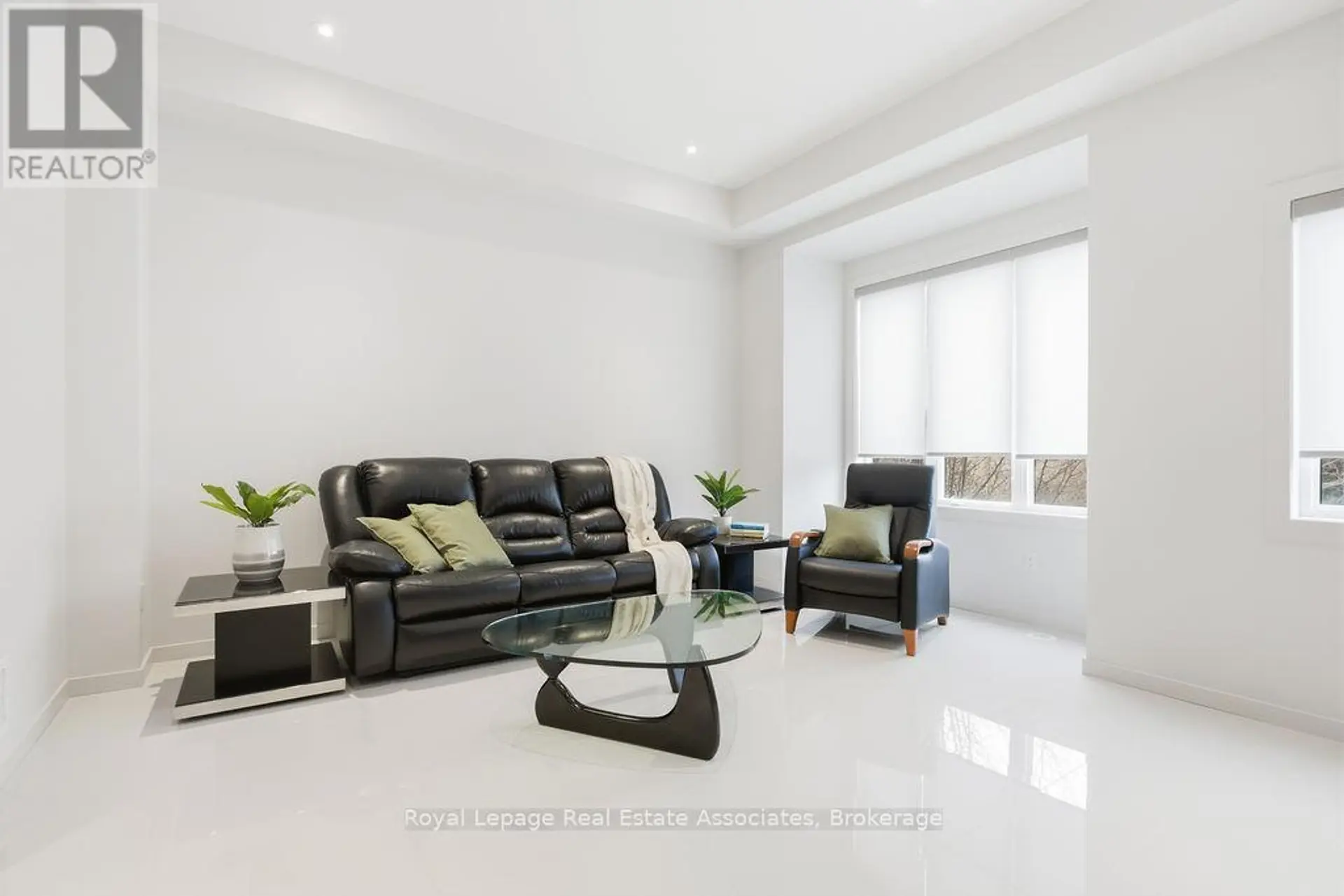 228 VELLWOOD COMMON - Image 5