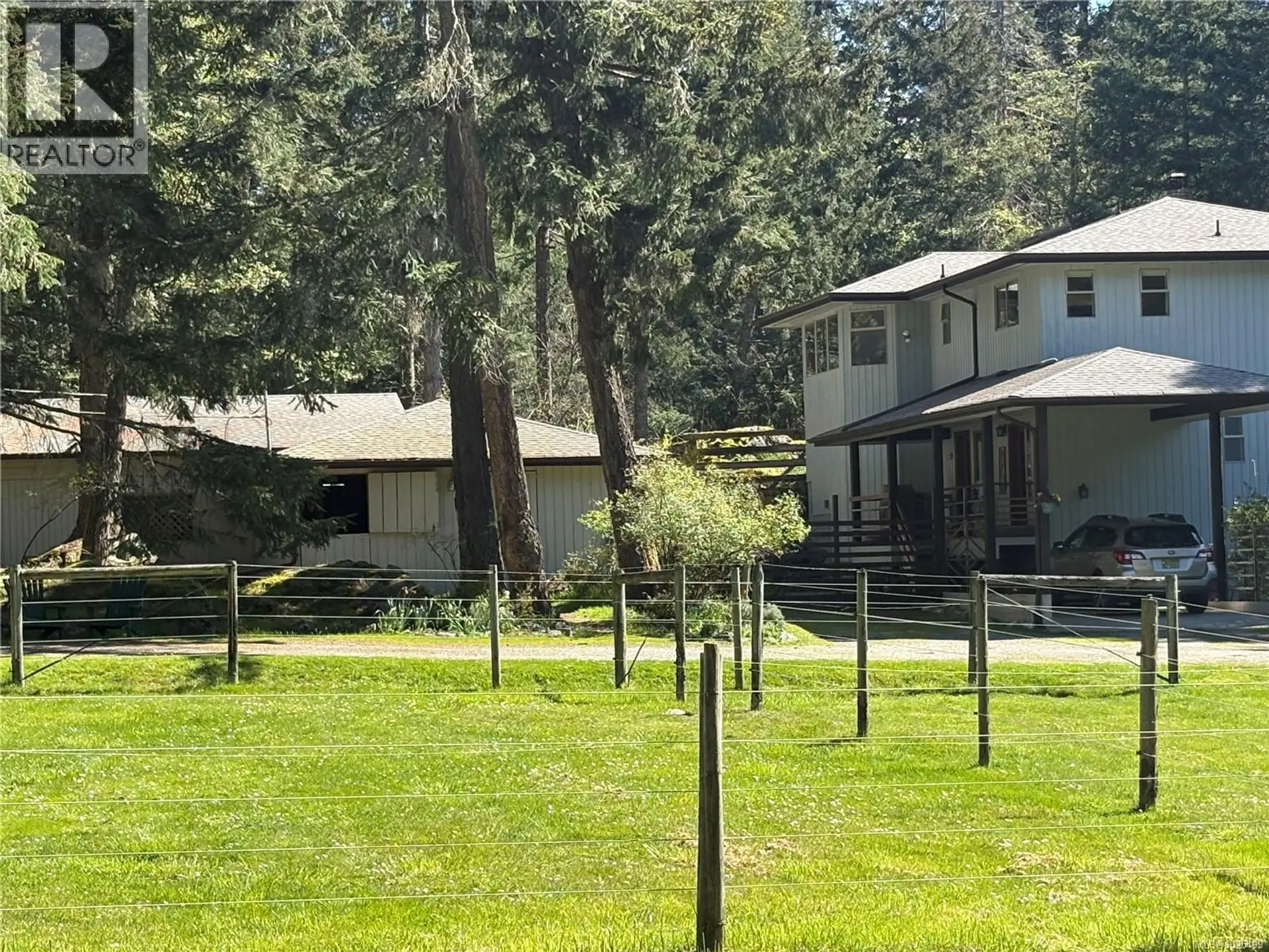 Property at 137 Forest Ridge Rd, Salt Spring, BC