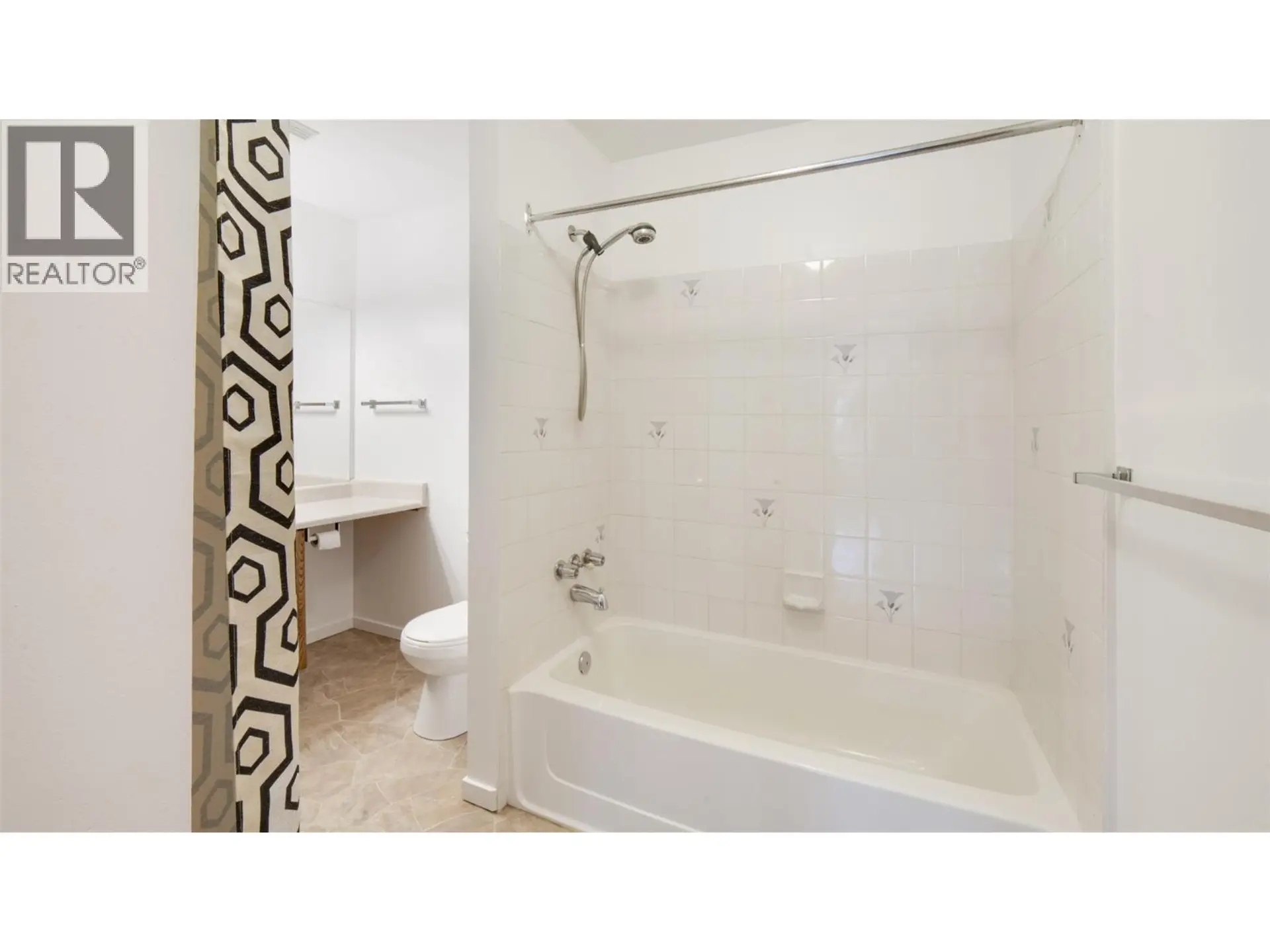 #208D 735 Cook Road - Image 7