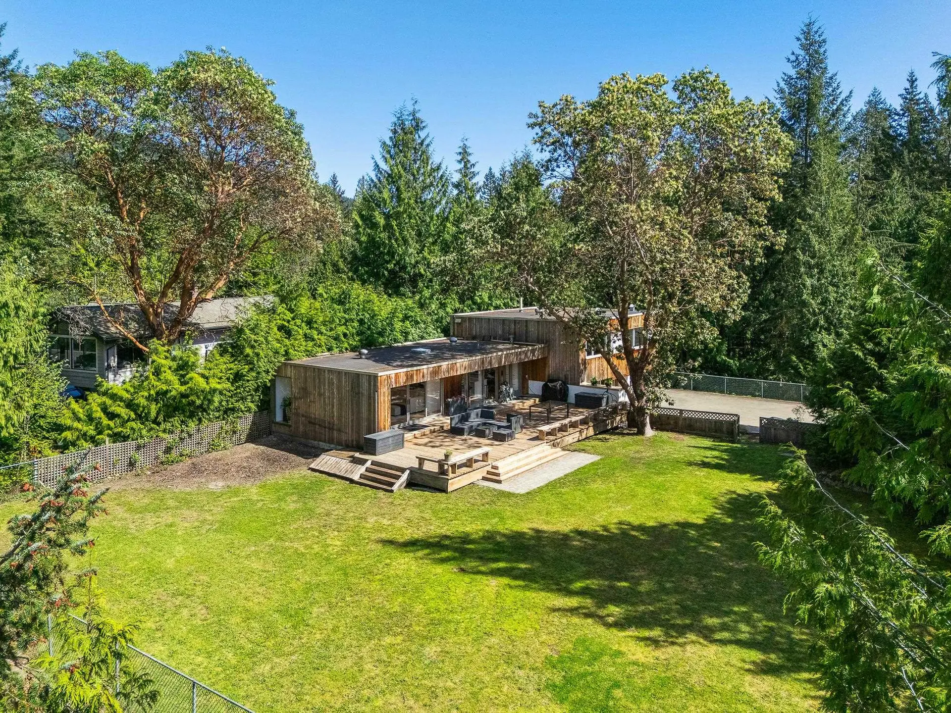 4697 Woodview Place - Image 17