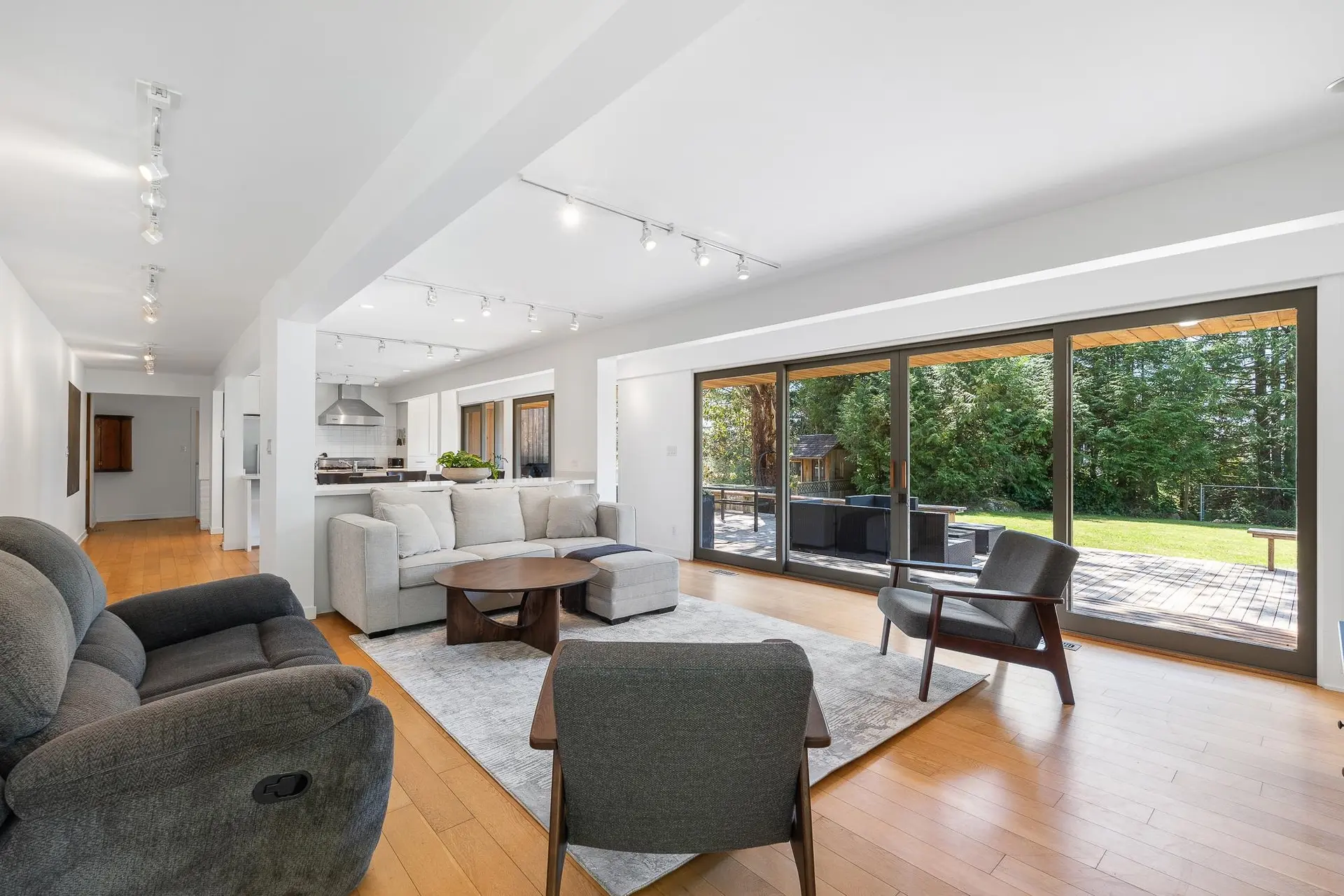 4697 Woodview Place - Image 3