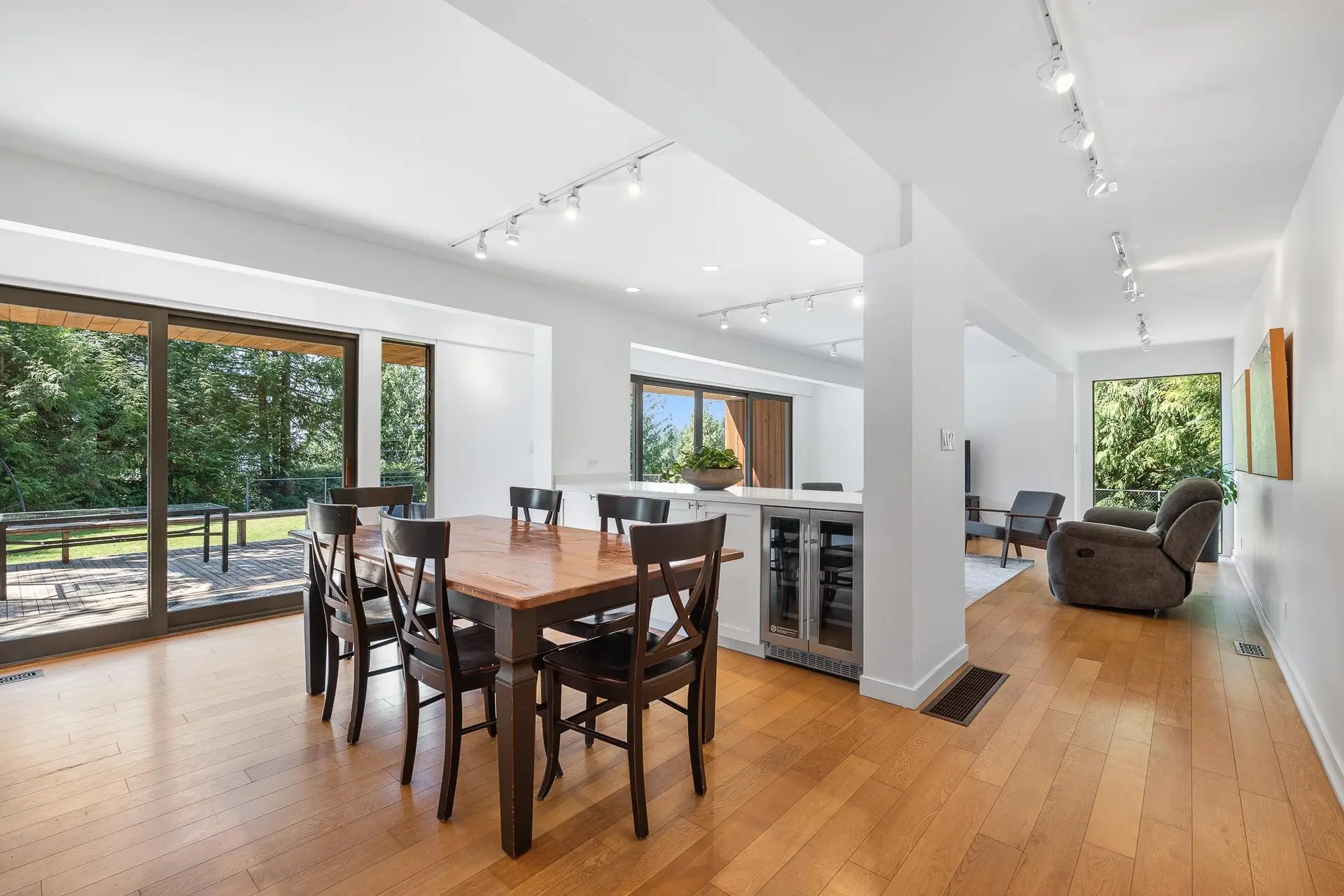 4697 Woodview Place - Image 4