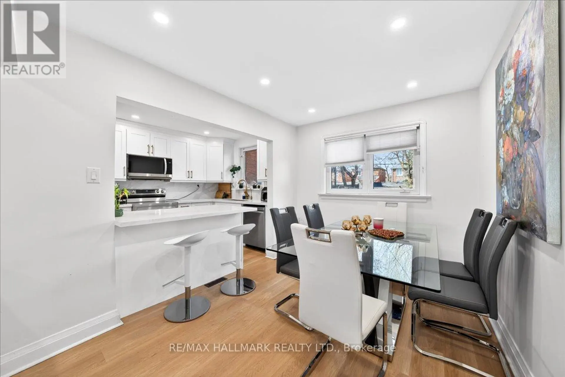 910 EGLINTON AVENUE E - Image 4