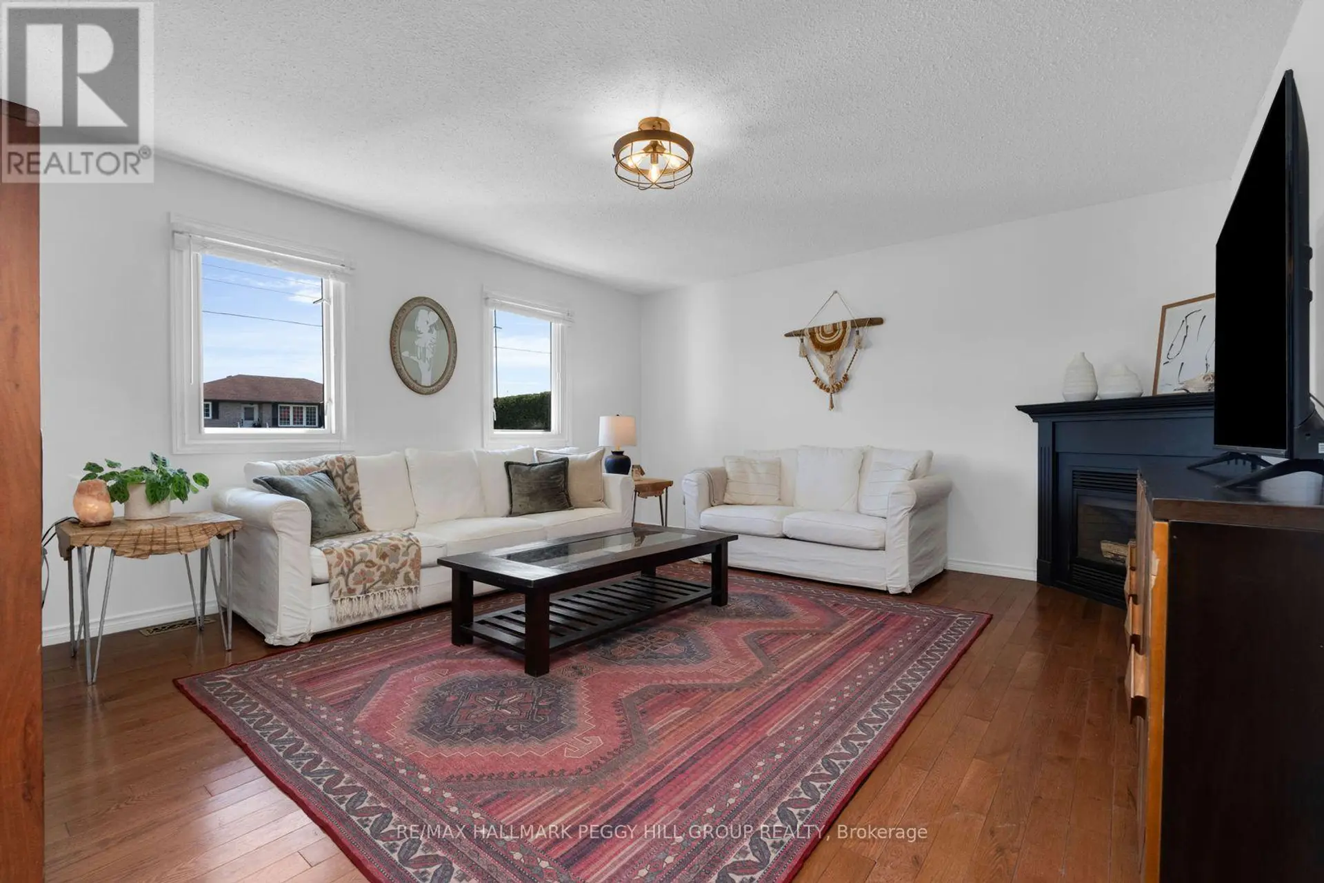 207 CLARENCE STREET - Image 4