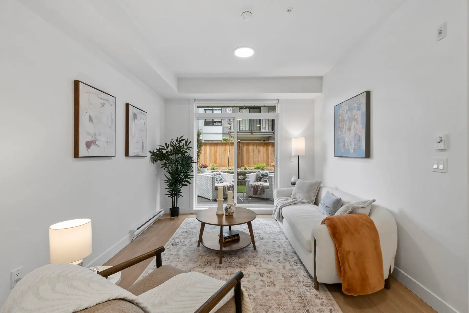 #308 33820 South Fraser Way - Image 2