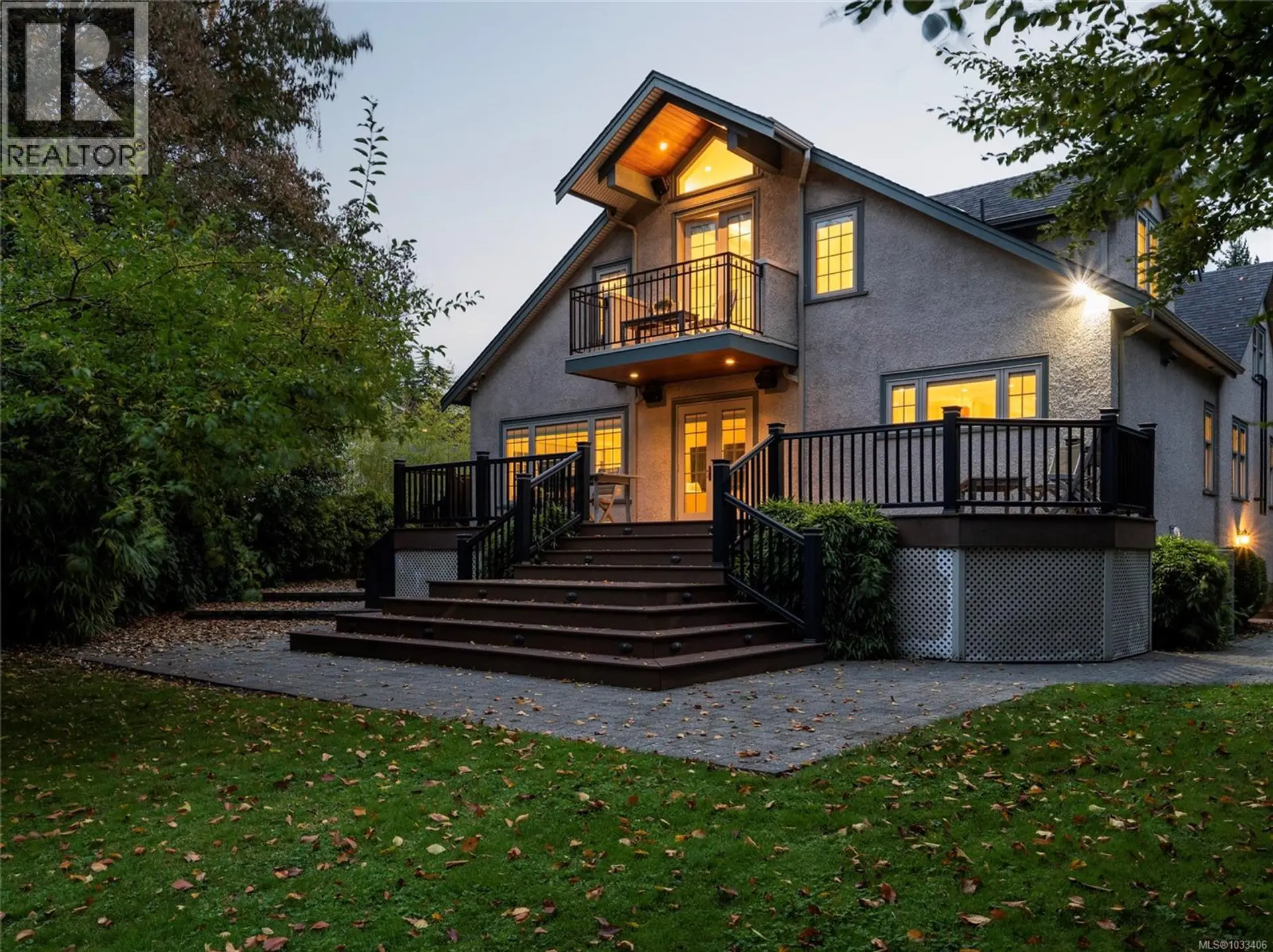 Property at 1690 Ash Rd, Saanich, BC