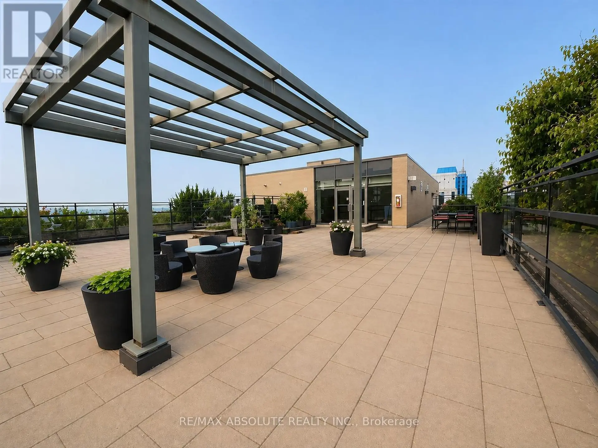 #217 101 RICHMOND ROAD - Image 14