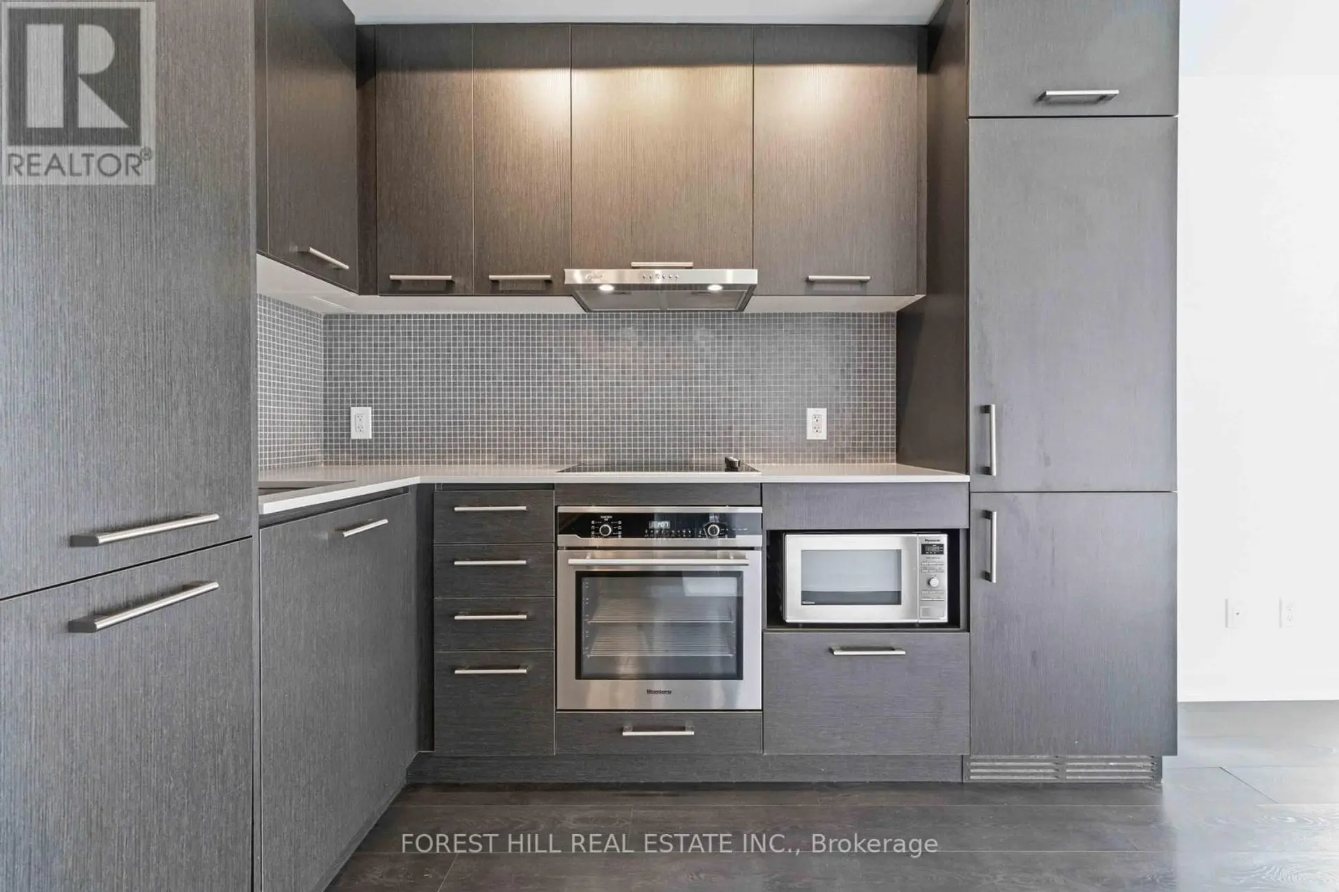 #2106 87 PETER STREET - Image 9