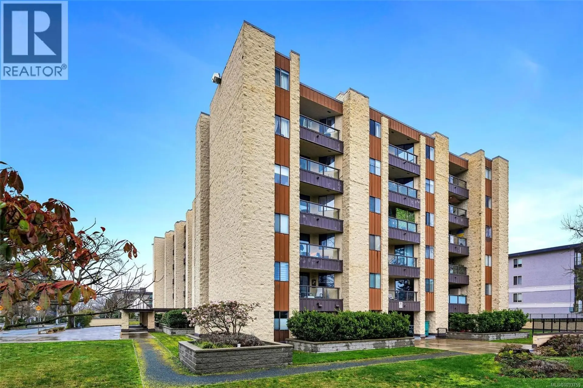 Property at #512 1745 Leighton Rd, Victoria, BC