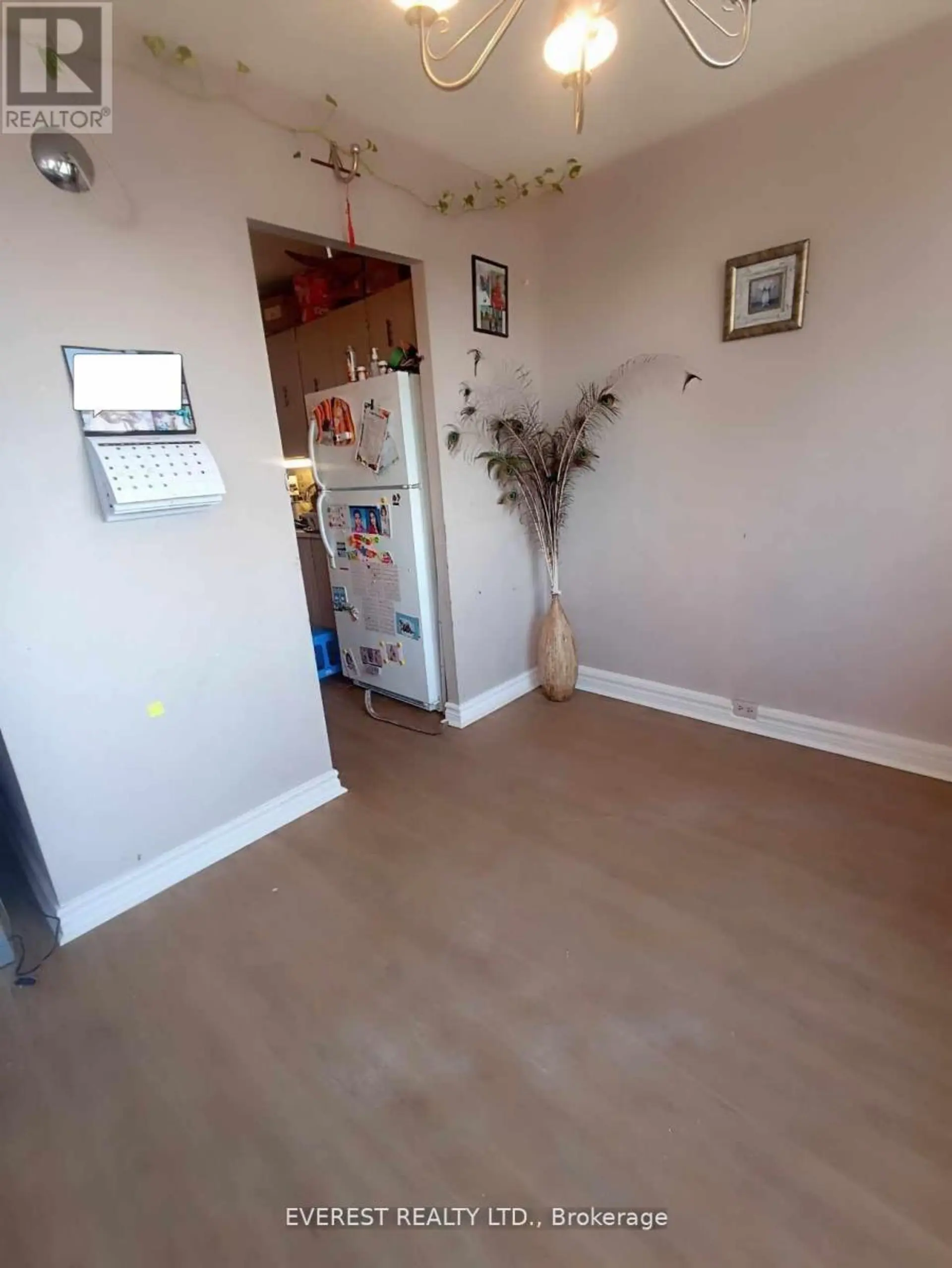 #1406 10 SUNNY GLENWAY - Image 12