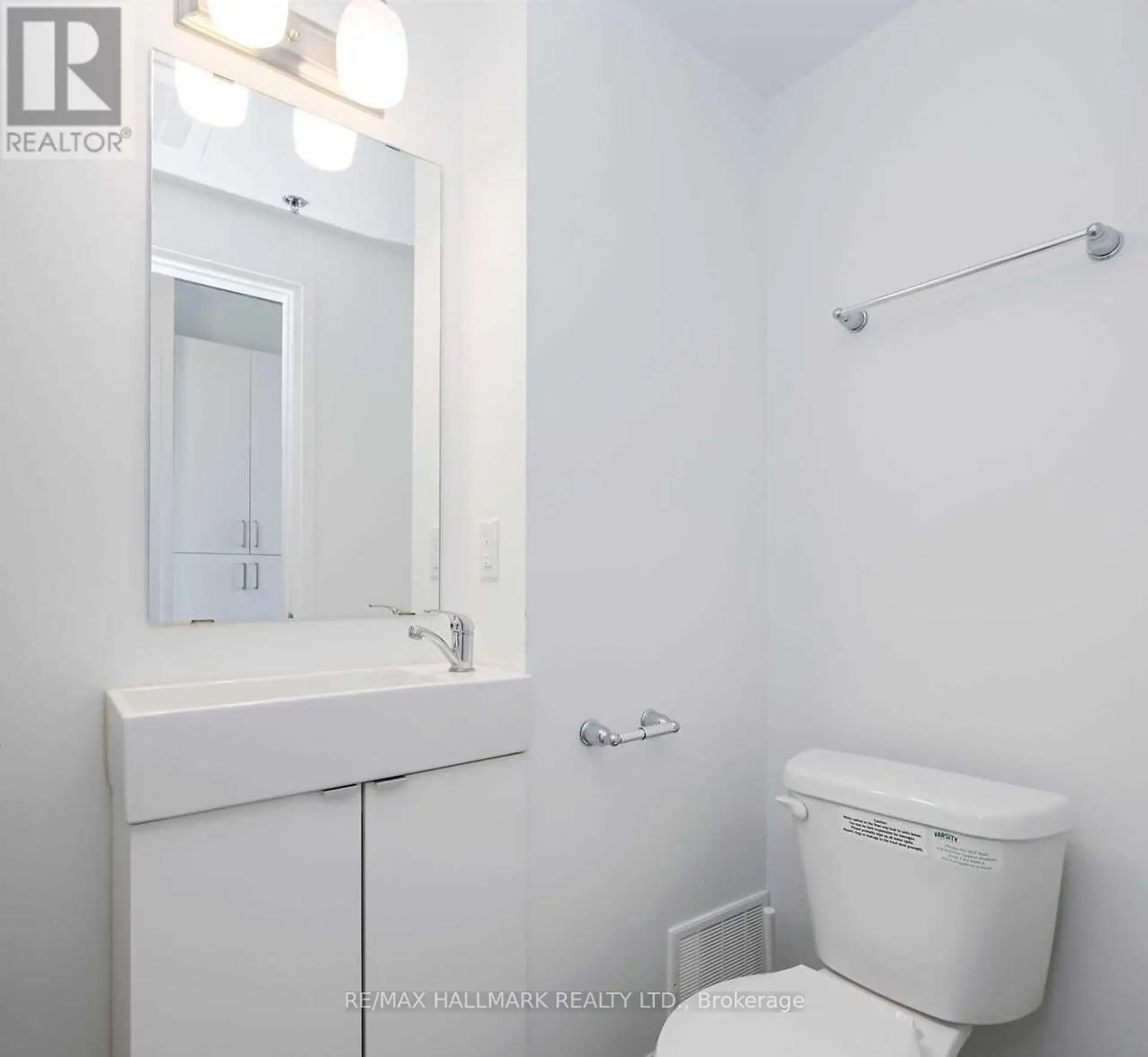 #436 1900 SIMCOE STREET N - Image 11