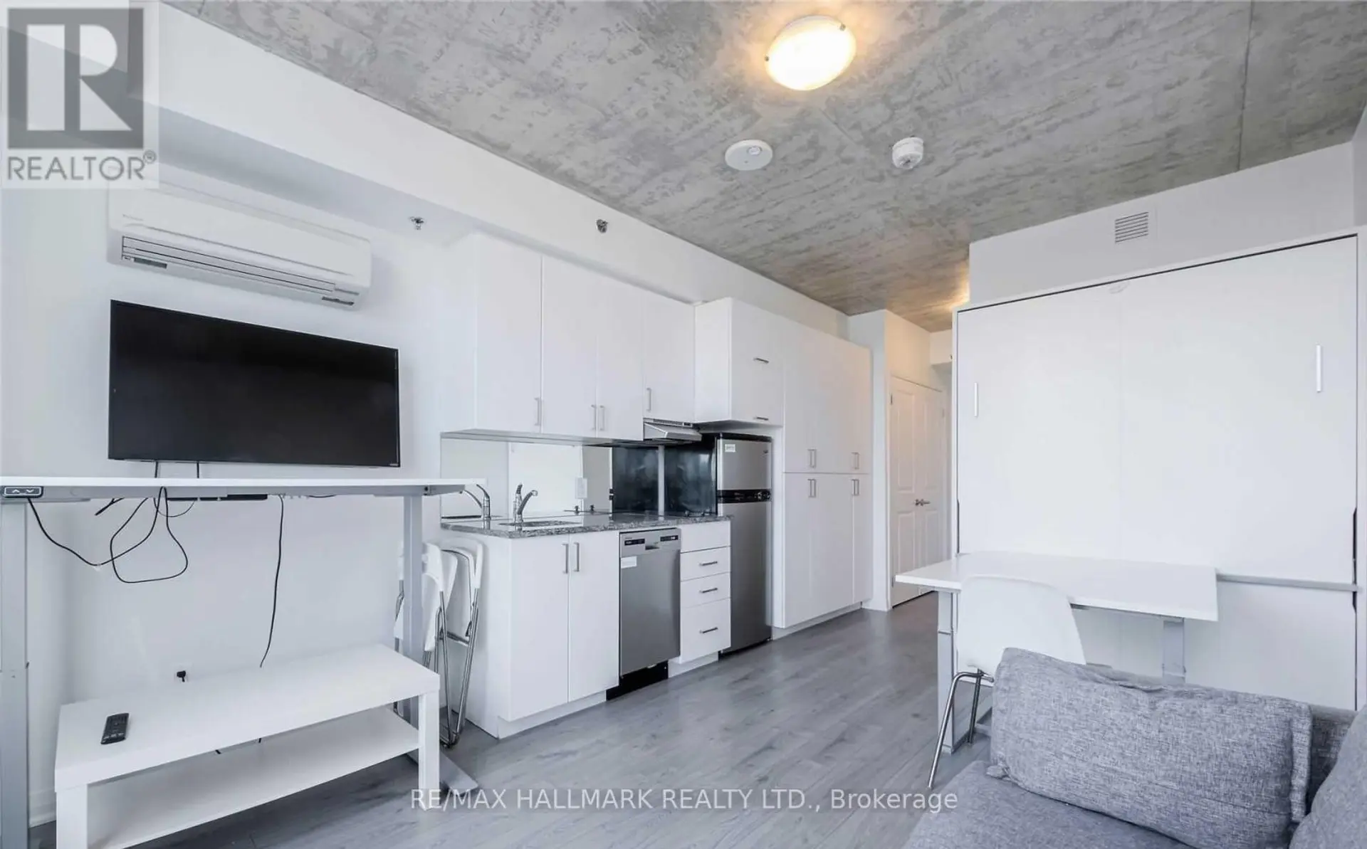#436 1900 SIMCOE STREET N - Image 4
