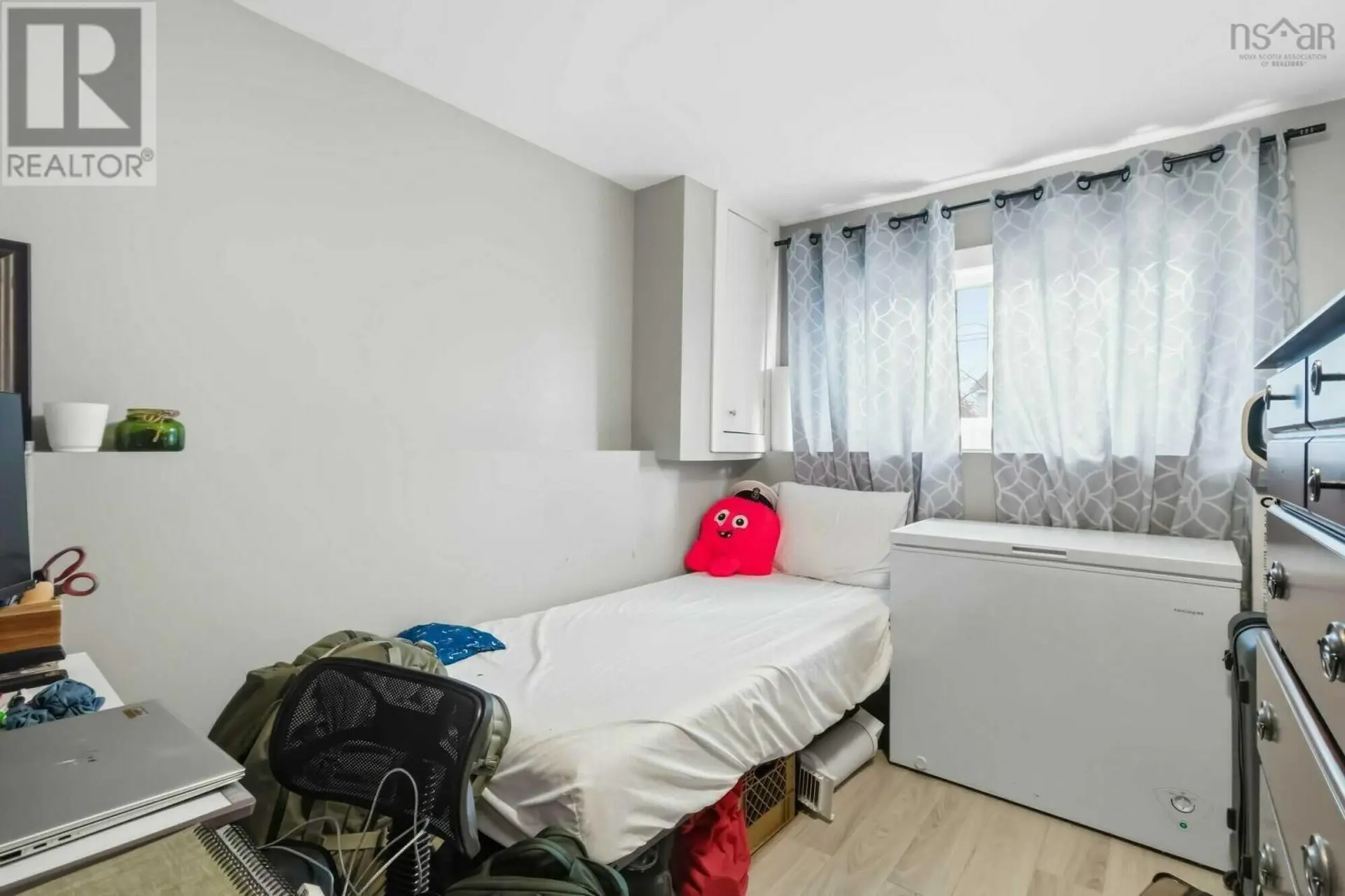 52 Shrewsbury Road - Image 15