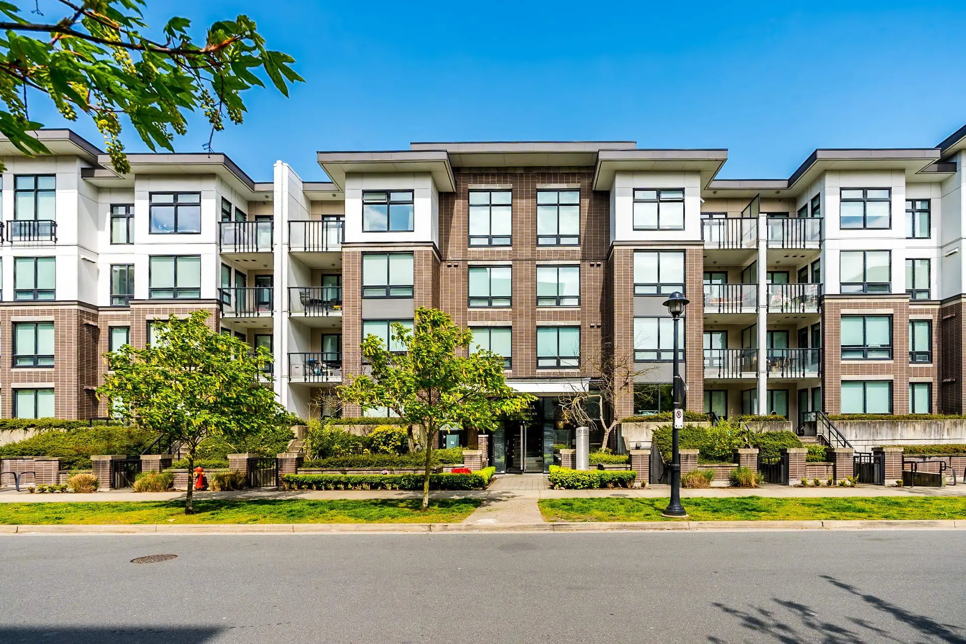 Property at #330 9333 Tomicki Avenue, Richmond, BC