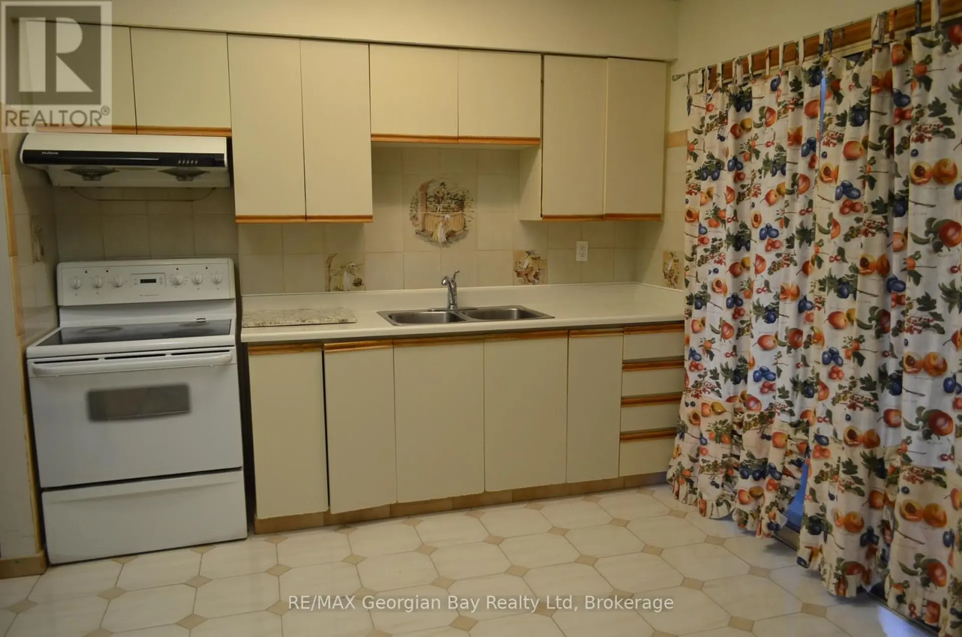 517 MILVERTON BOULEVARD - Image 5