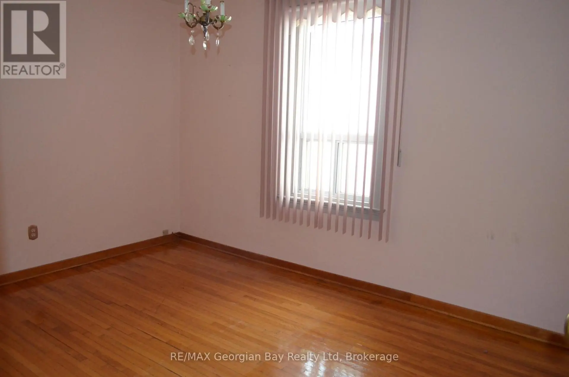 517 MILVERTON BOULEVARD - Image 8