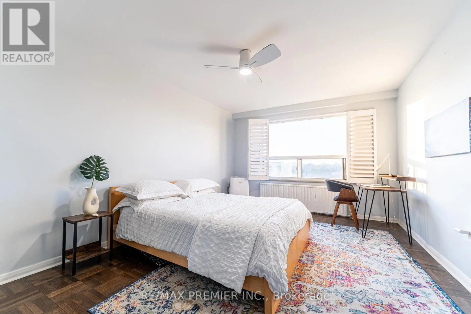 #612 660 EGLINTON AVENUE W - Image 11