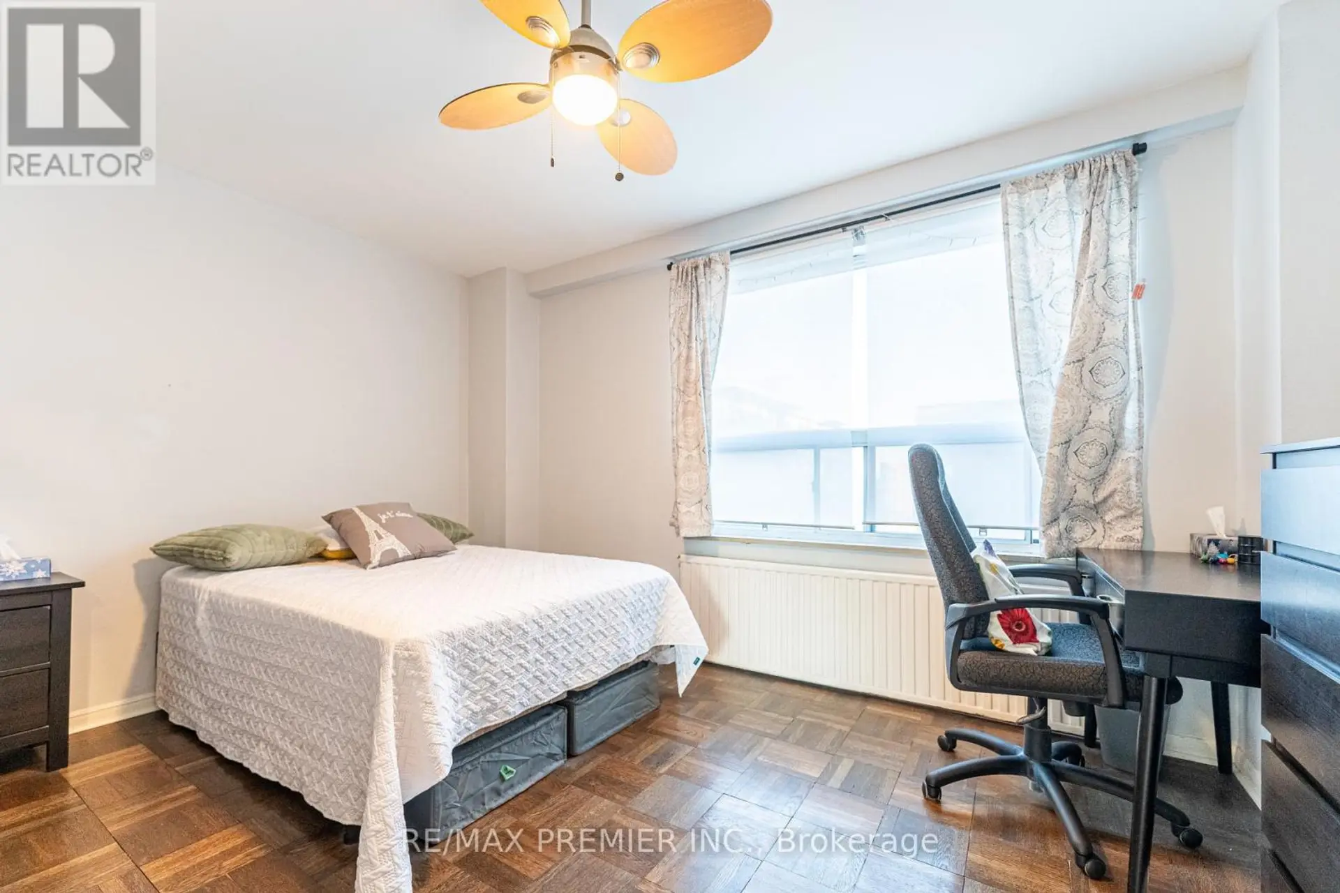 #612 660 EGLINTON AVENUE W - Image 12