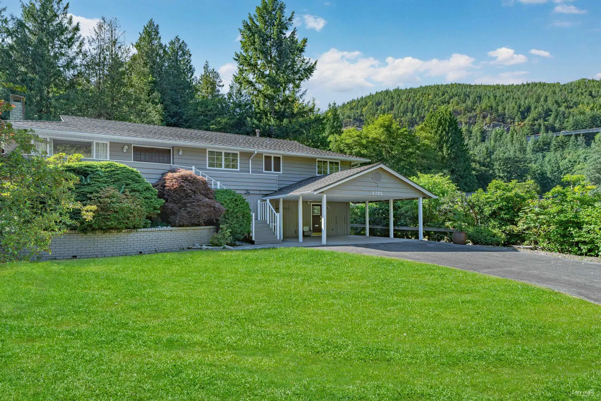 Property at 5725 Cranley Drive, West Vancouver, BC