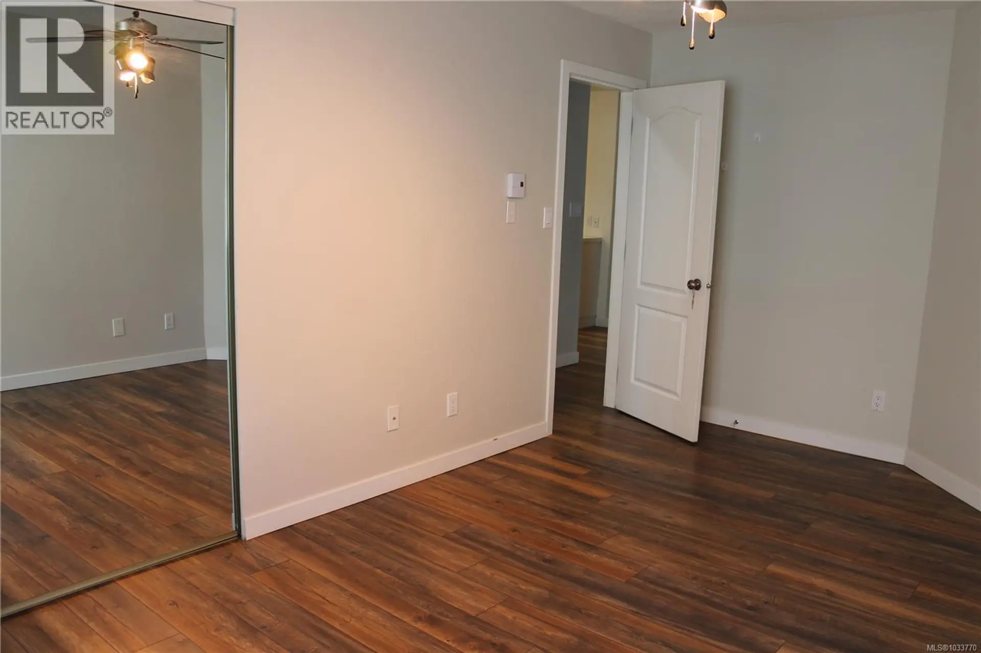 #203 300 Bundock Ave - Image 10