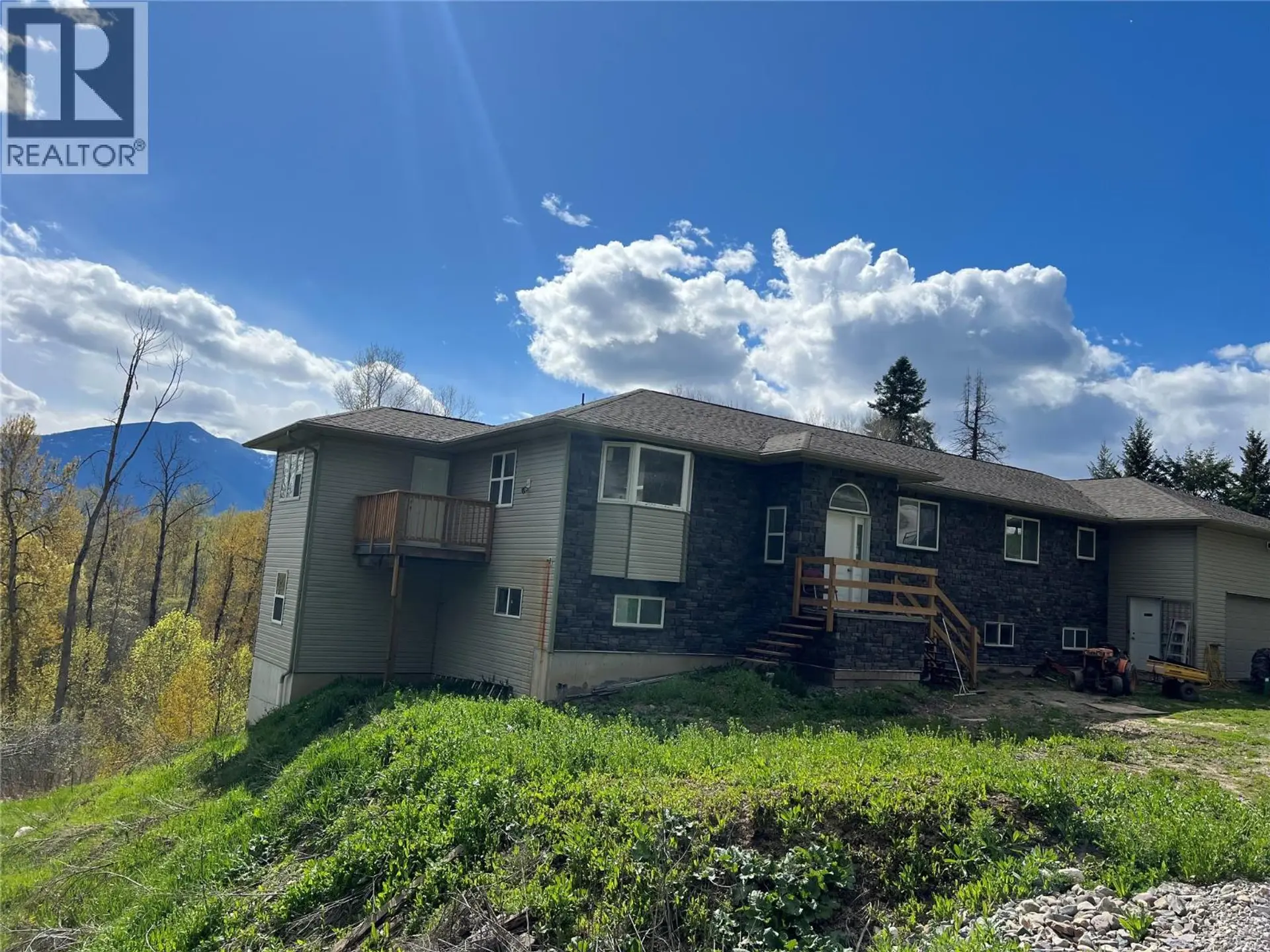 Property at 5423 3A Highway, Wynndel, BC