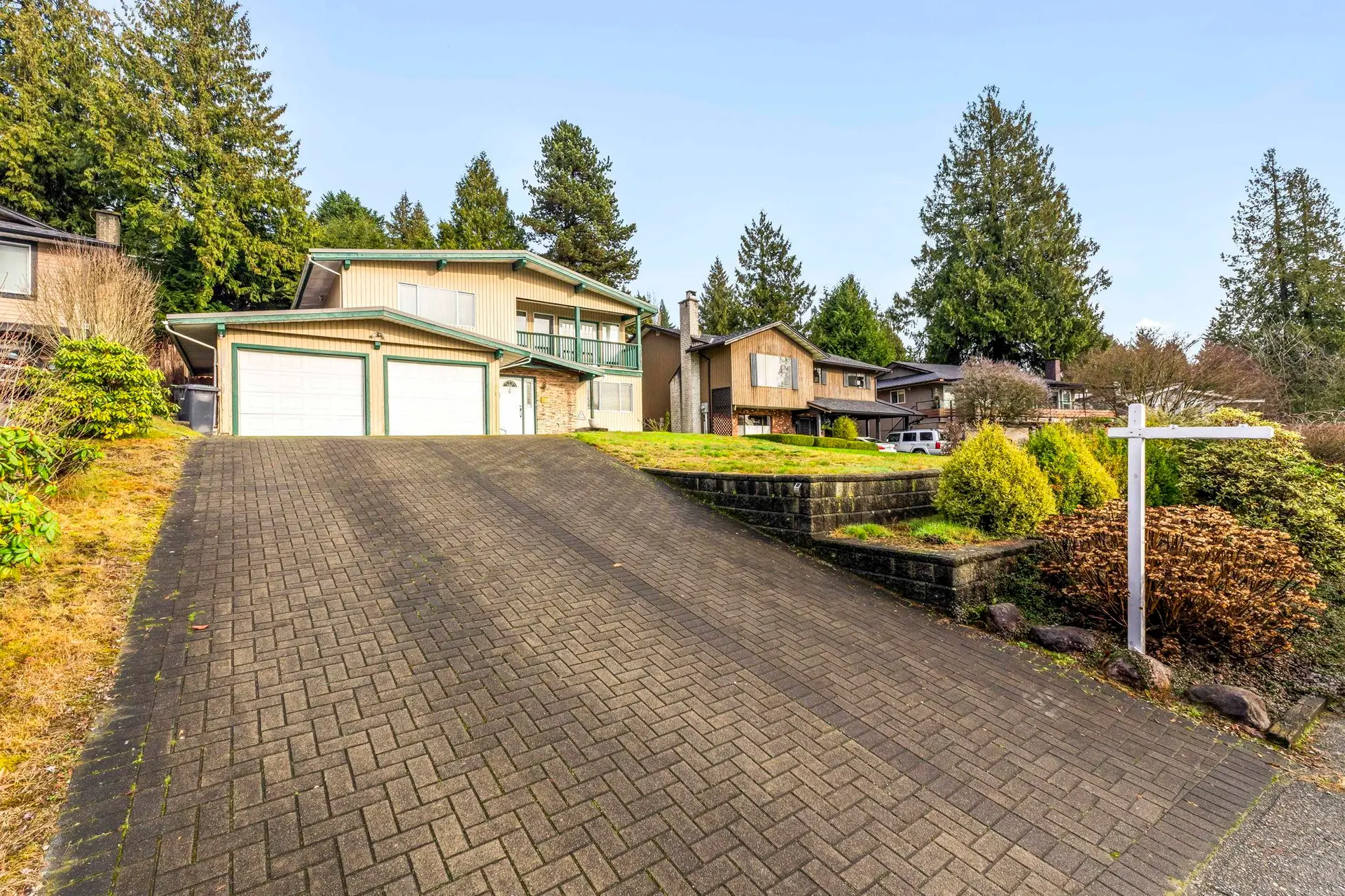 Property at 317 Gloucester Court, Coquitlam, BC