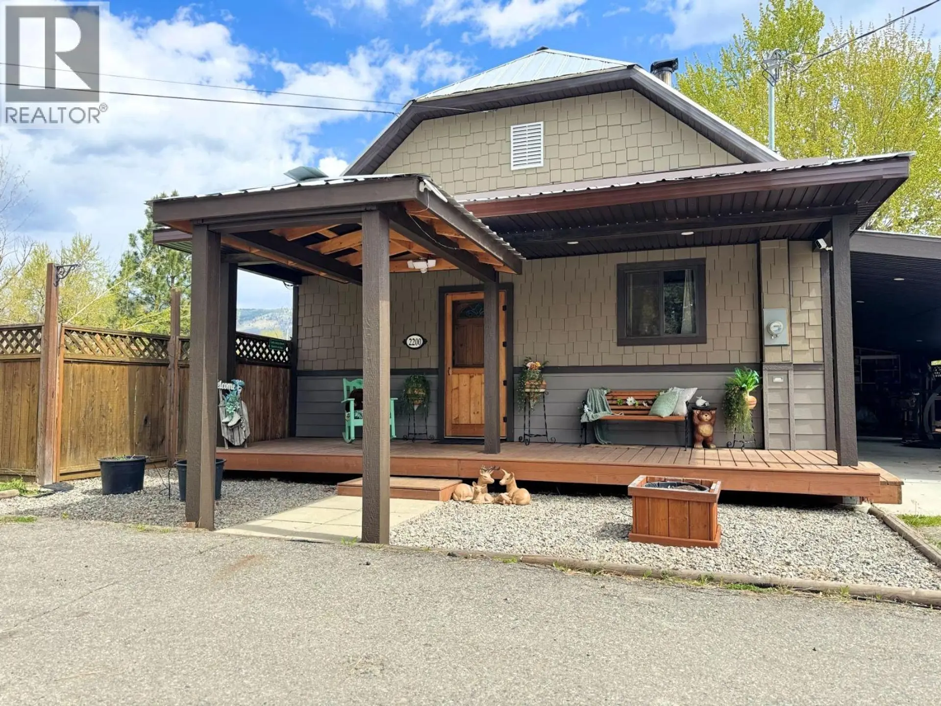 Property at 2200 Almond Gardens Road E, Grand Forks, BC