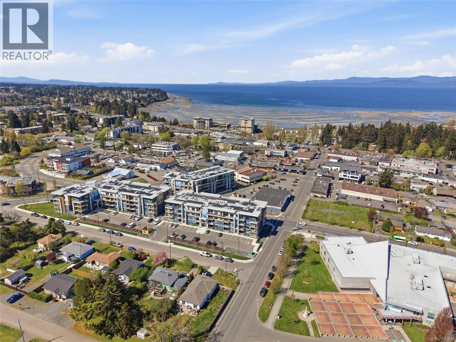 Property at #305 120 Jensen Ave W, Parksville, BC