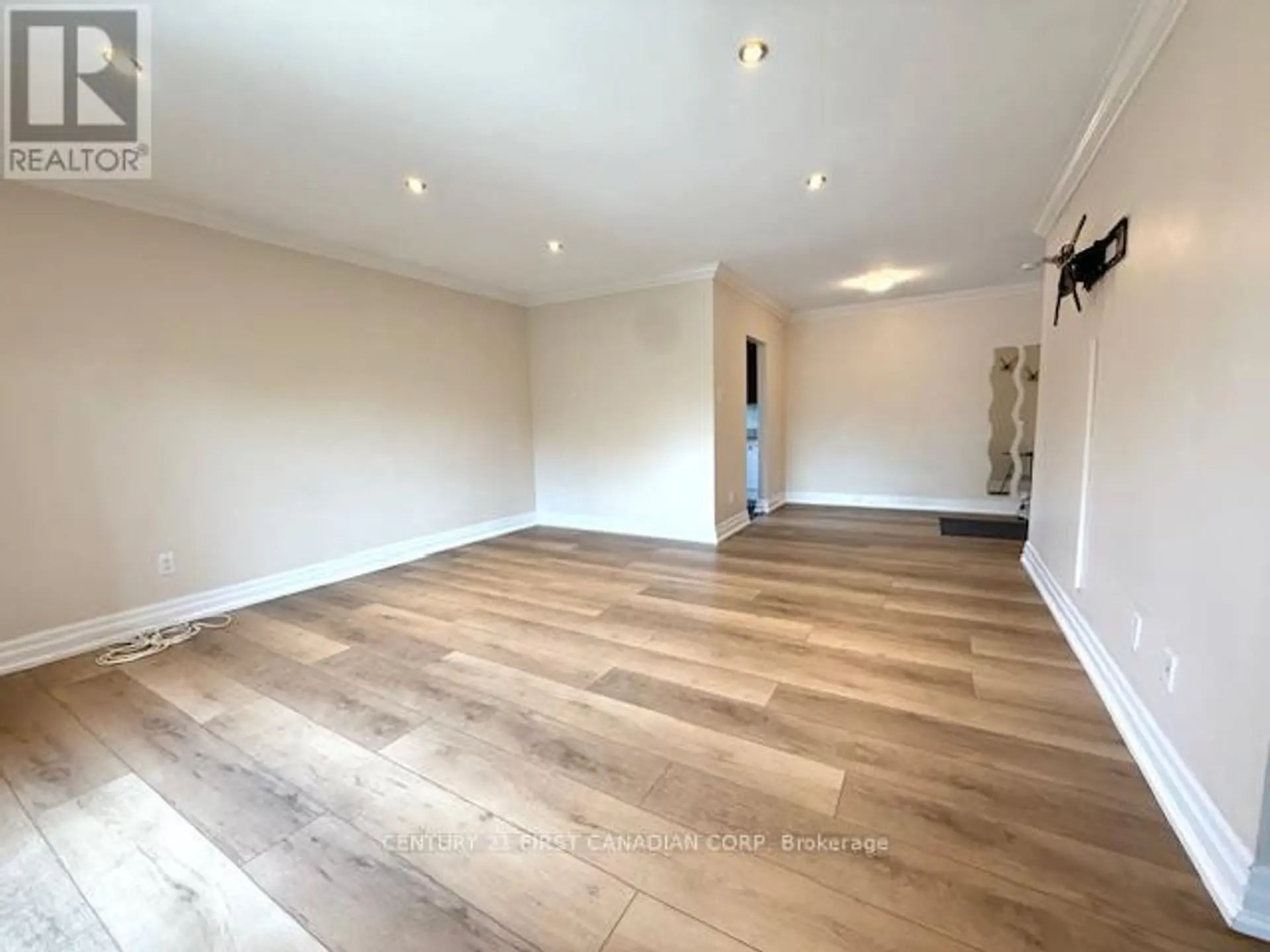 #401 570 WILLIAM STREET - Image 10