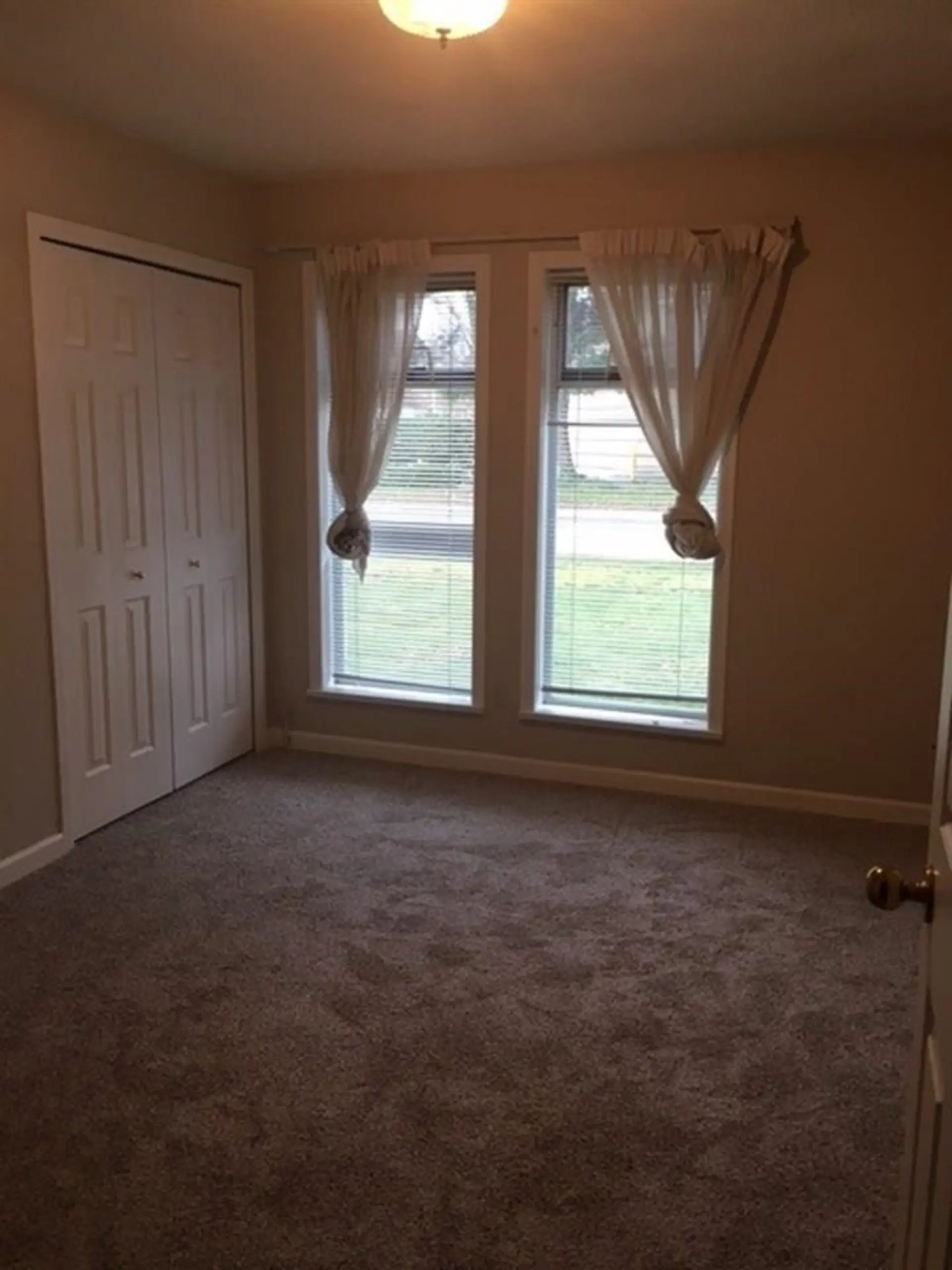 8180 Heather Street - Image 10