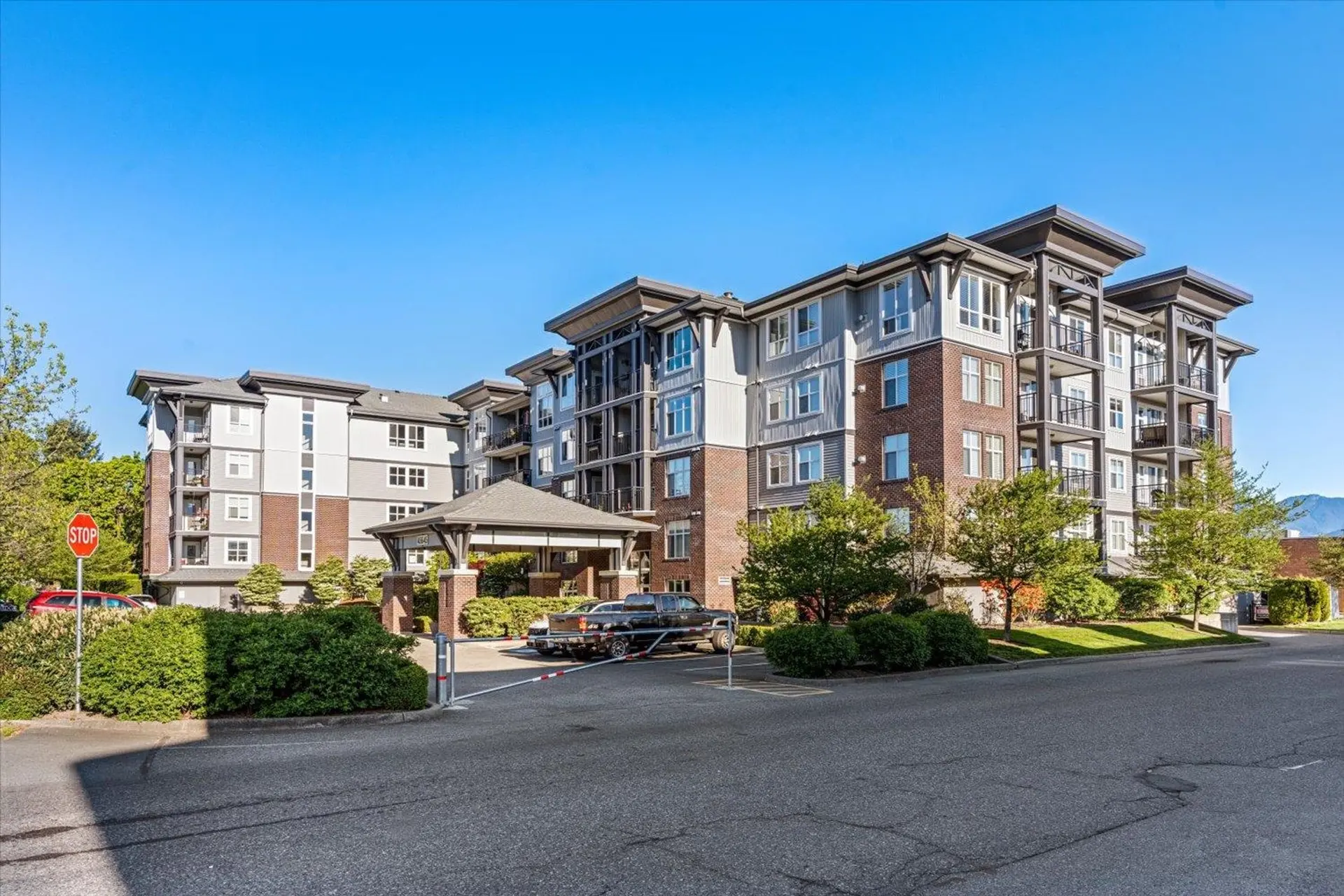 Property at #305 45645 Knight Road, Chilliwack, BC
