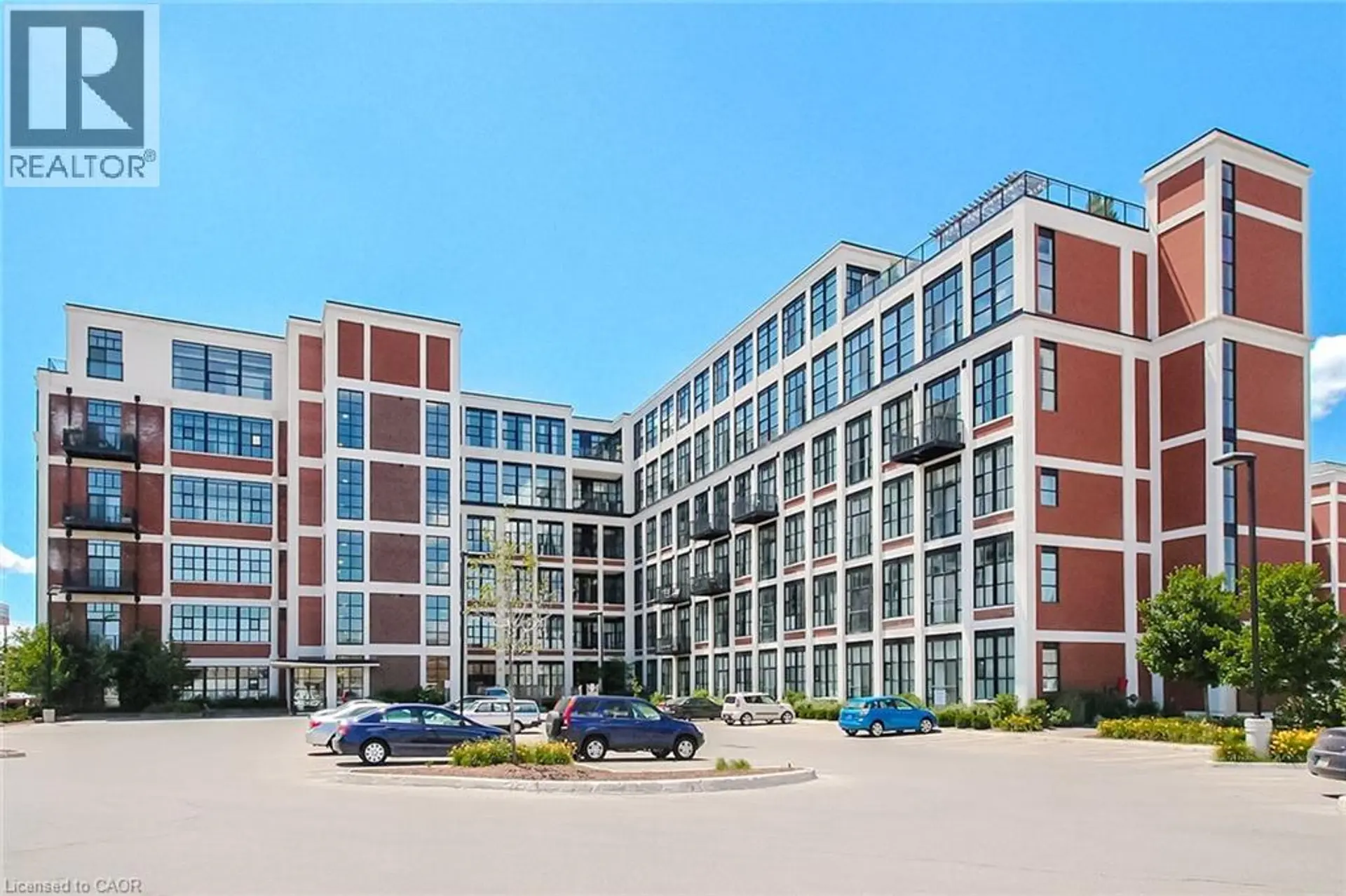 #124 410 KING Street W - Image 8