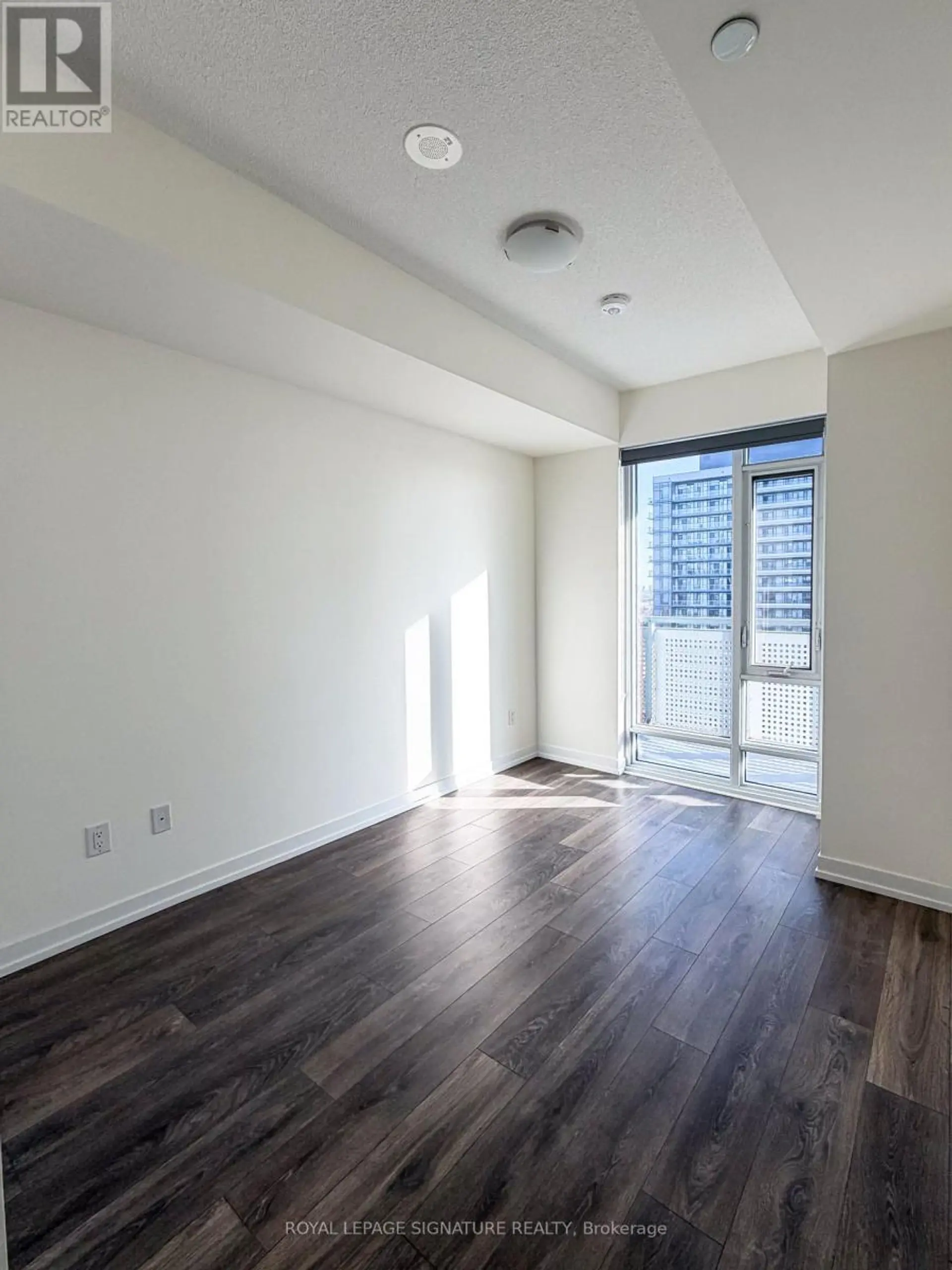 #1702 2520 EGLINTON AVENUE - Image 8
