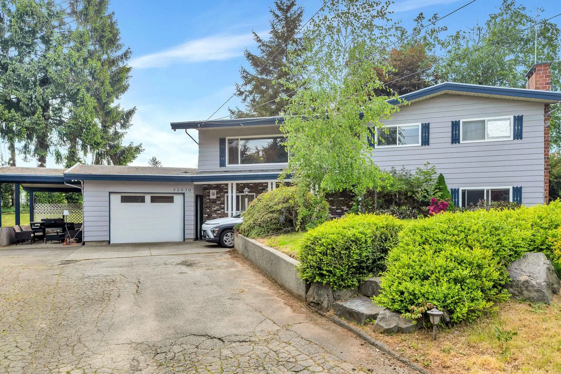 Property at 32670 Avalon Crescent, Abbotsford, BC