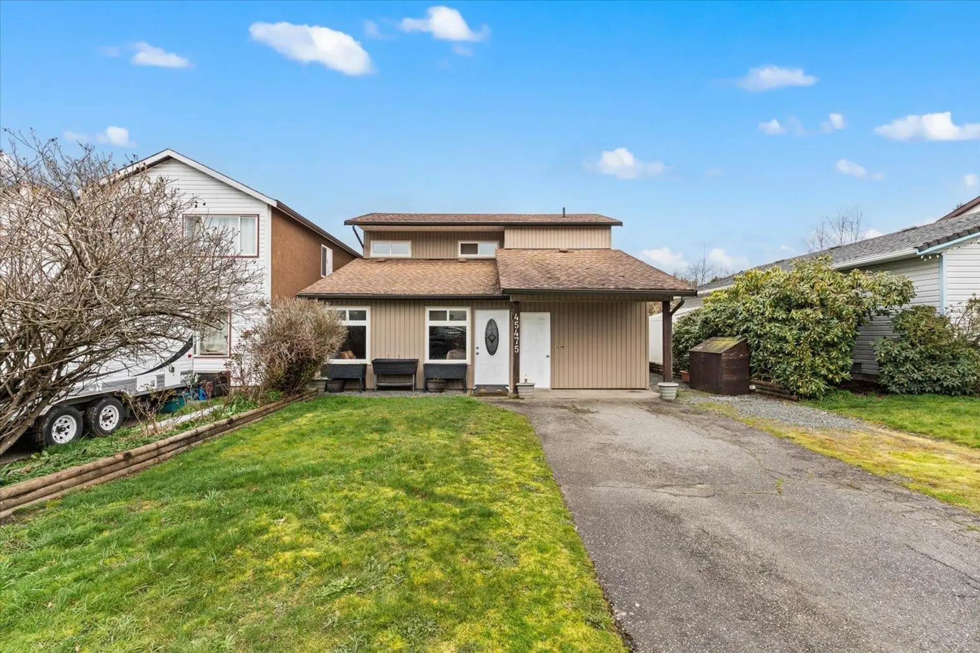 Property at 45475 Meadowbrook Drive, Chilliwack, BC