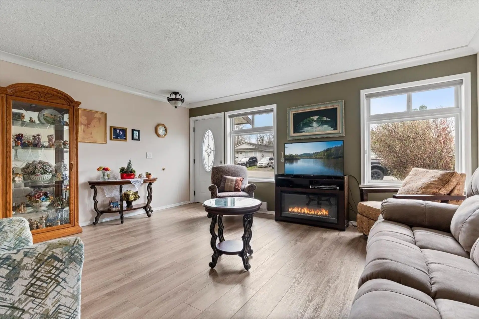 45475 Meadowbrook Drive - Image 4