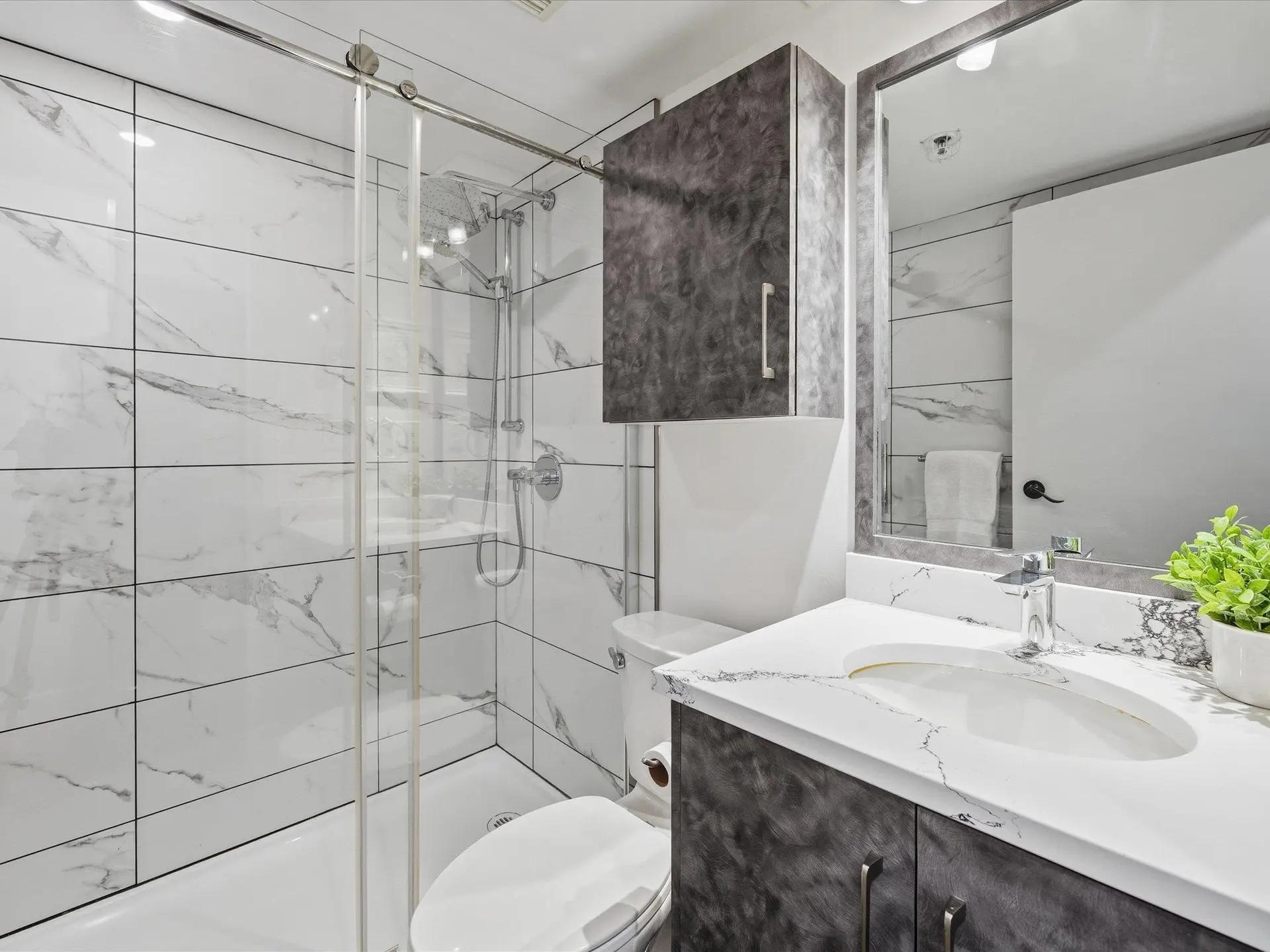 #243 4350 Lorimer Road - Image 9