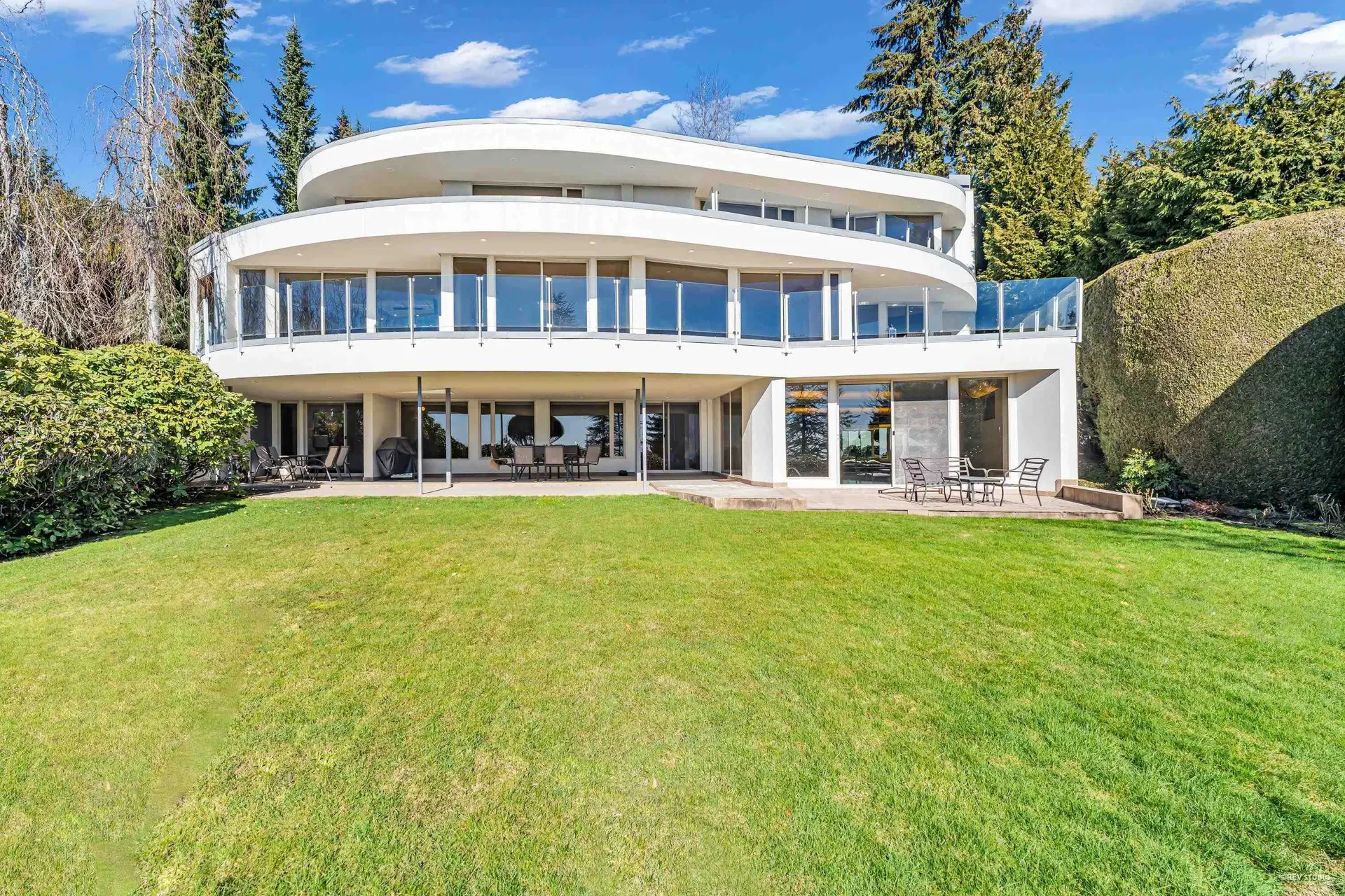 Property at 1407 Bramwell Road, West Vancouver, BC