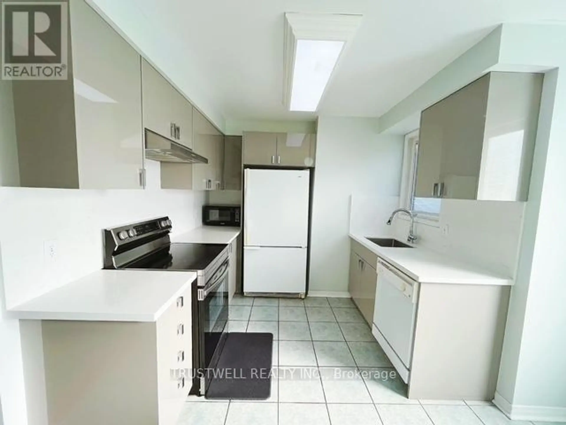 #1502 28 ROSEBANK DRIVE - Image 4