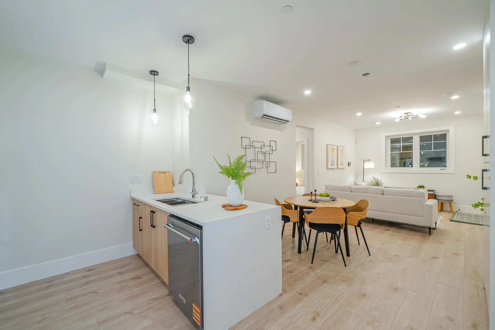 7813 Shaughnessy Street - Image 10