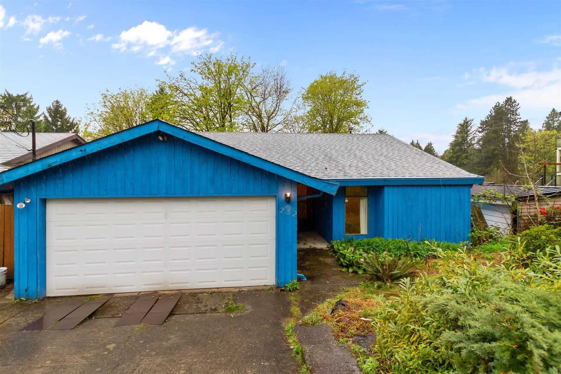Property at 252 Montgomery Street, Coquitlam, BC