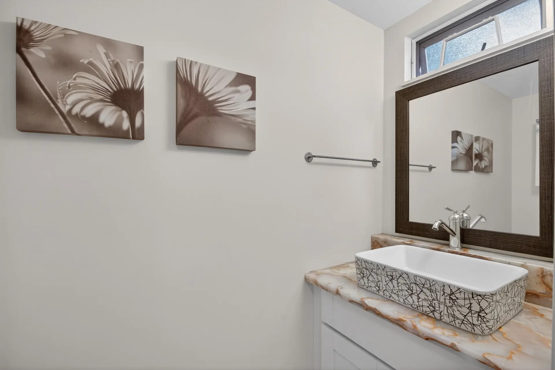 #8 7611 Moffatt Road - Image 14