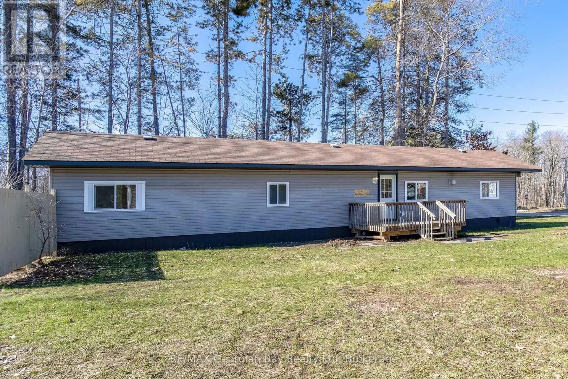 ##1 5263 ELLIOTT SIDE ROAD - Image 1