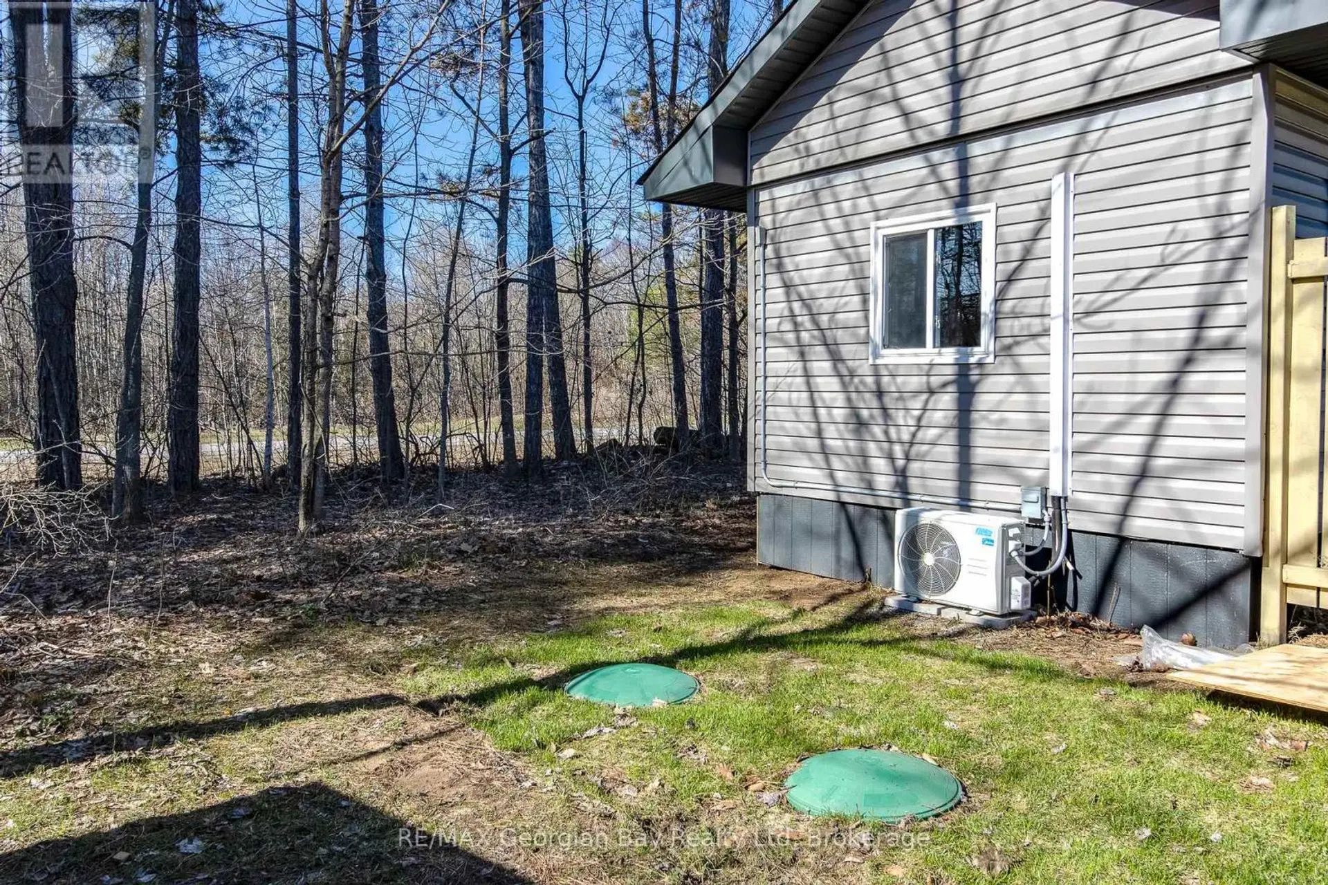 ##1 5263 ELLIOTT SIDE ROAD - Image 4