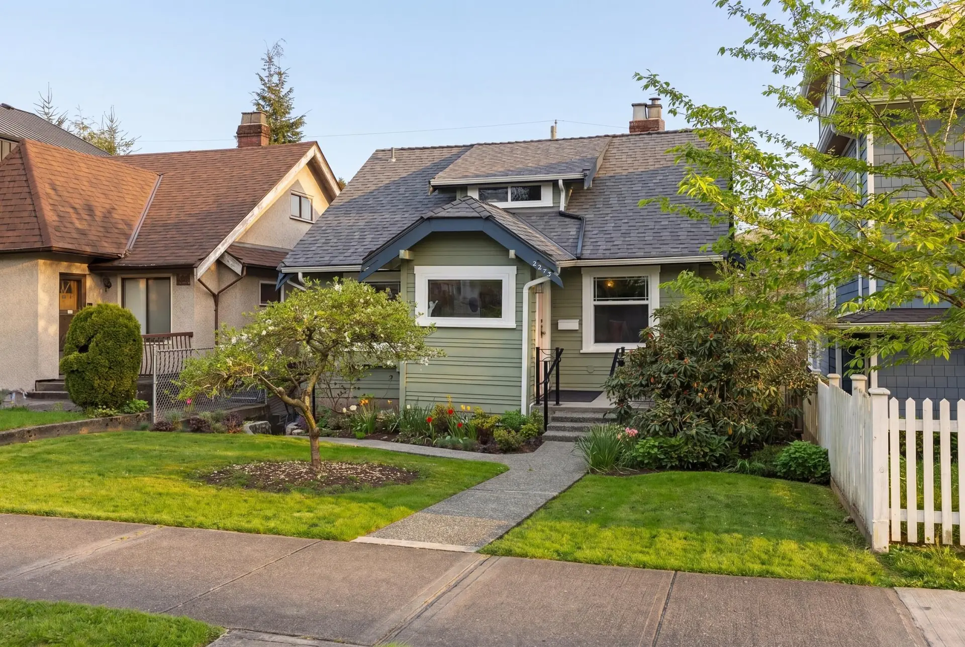 Property at 2273 E 2nd Avenue, Vancouver, BC