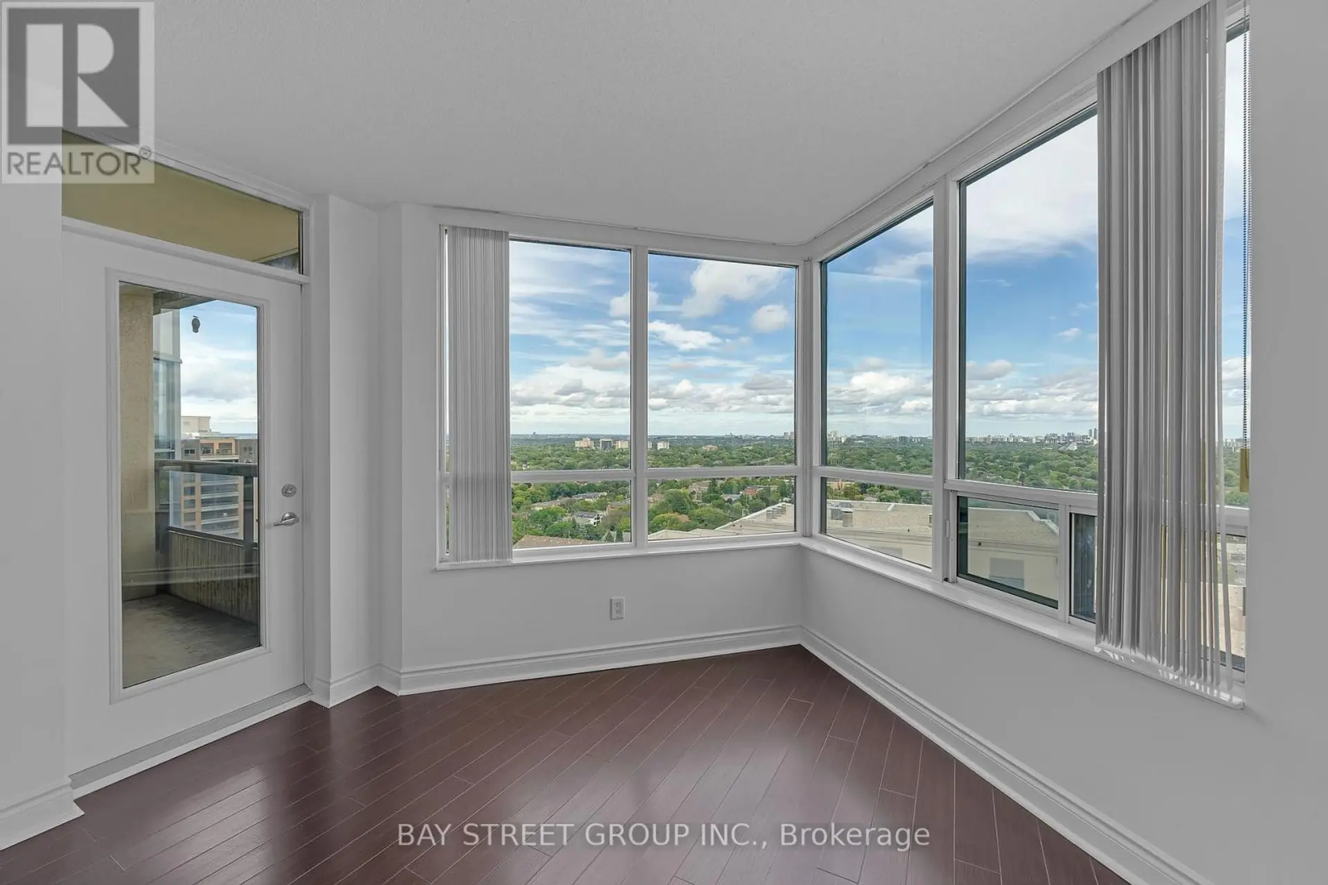 #2321 15 NORTHTOWN WAY - Image 11