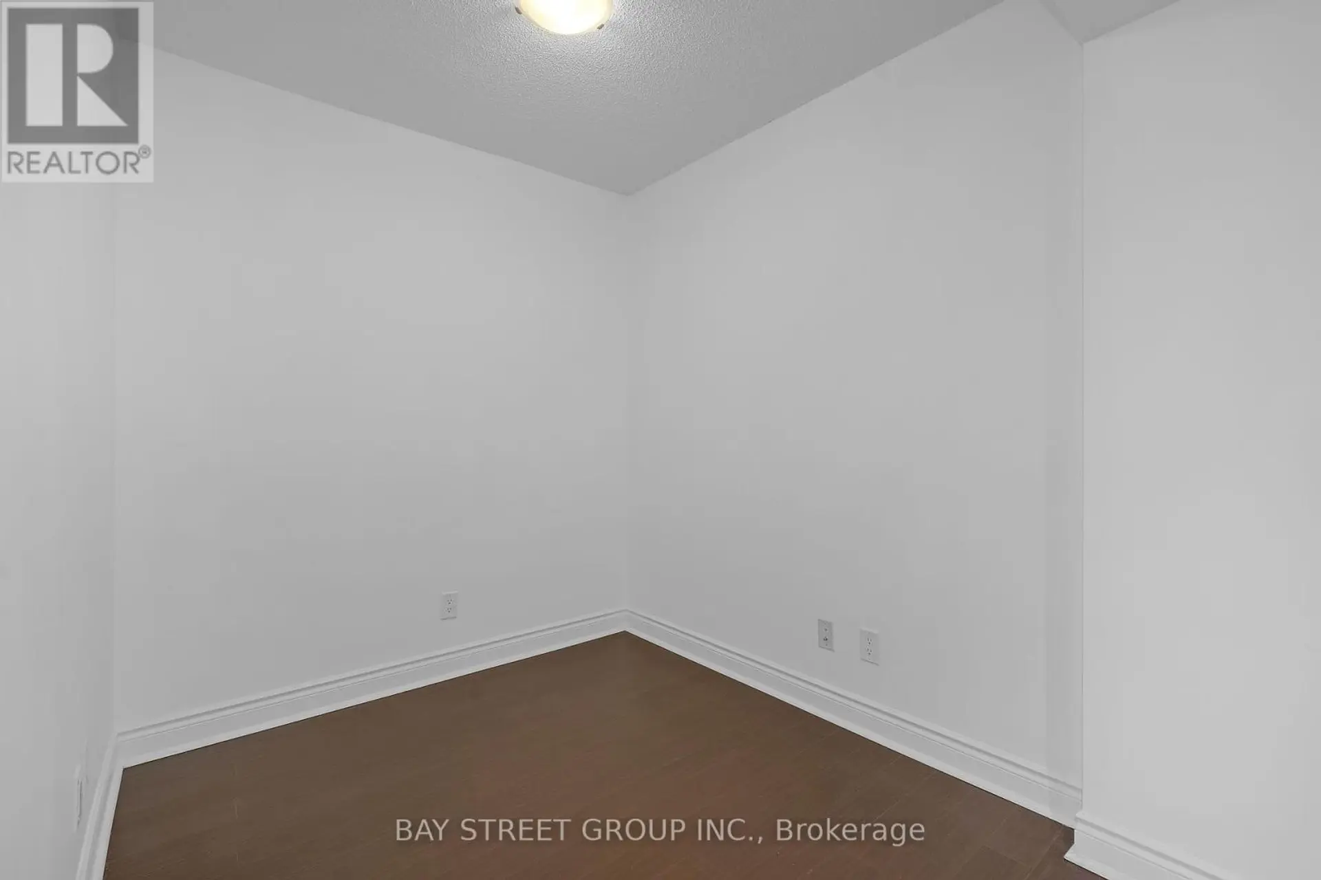#2321 15 NORTHTOWN WAY - Image 7