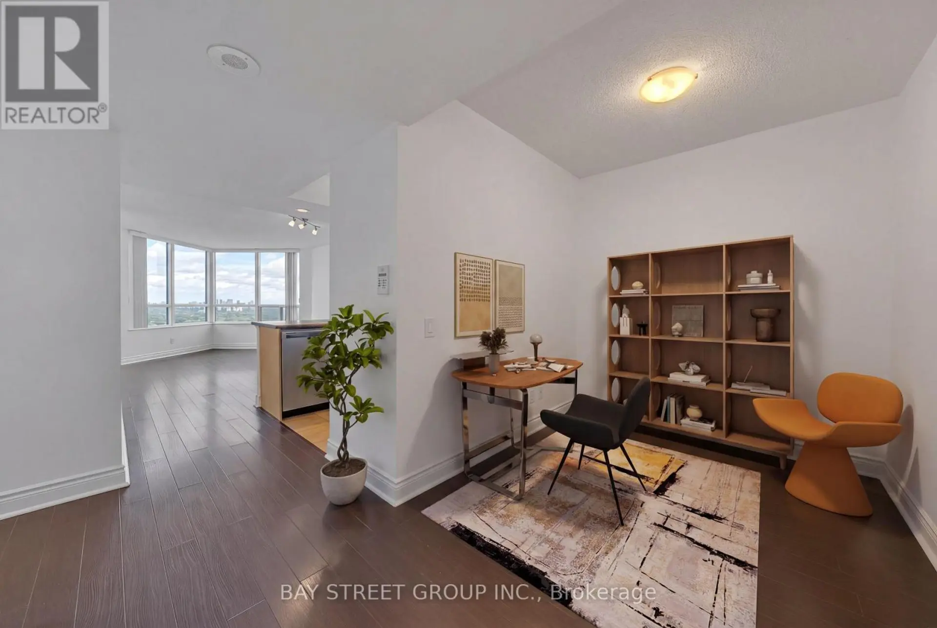 #2321 15 NORTHTOWN WAY - Image 5